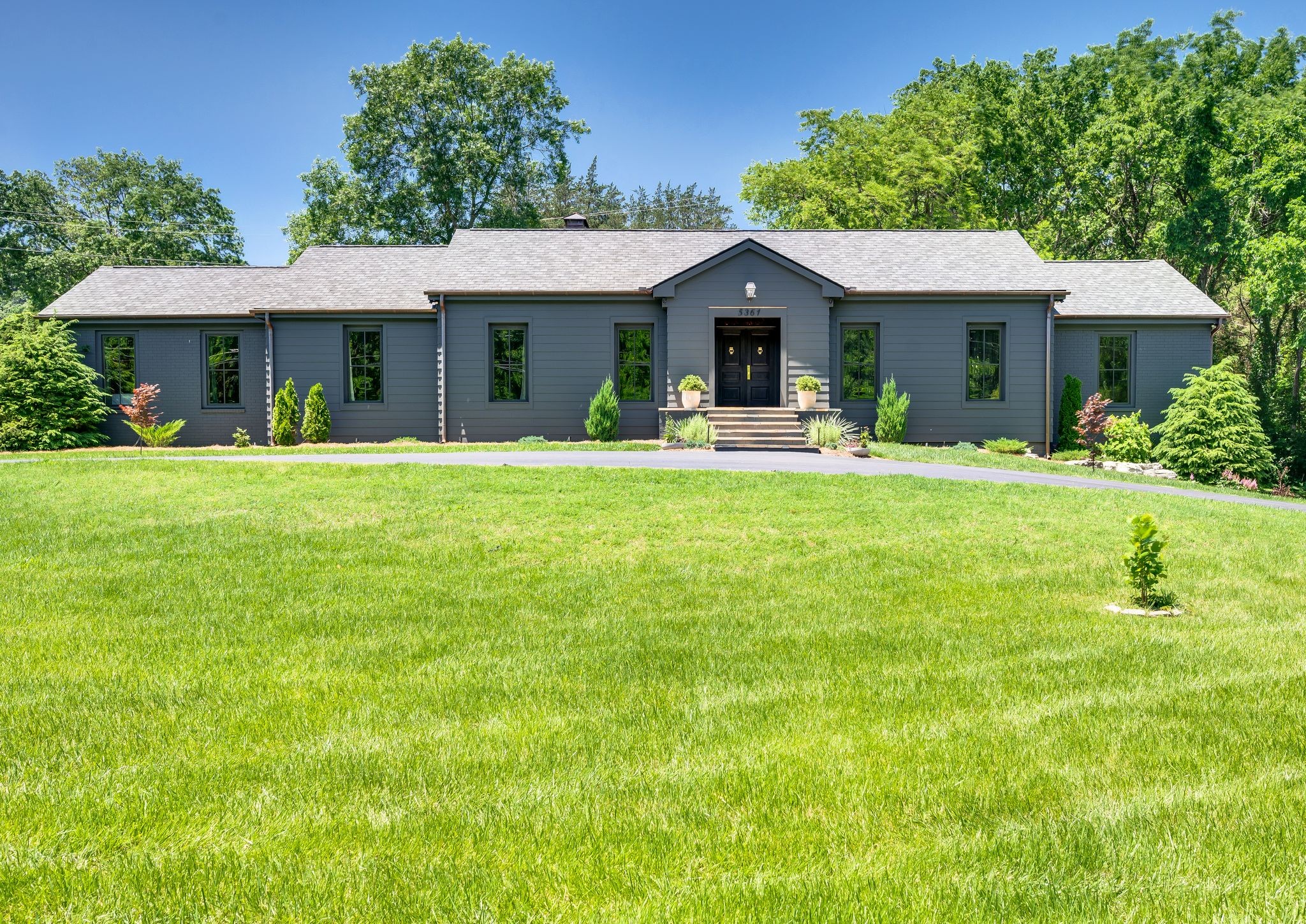 Brentwood, Tennessee 37027, United States, 4 Bedrooms Bedrooms, ,3 BathroomsBathrooms,Residential,Active,136698