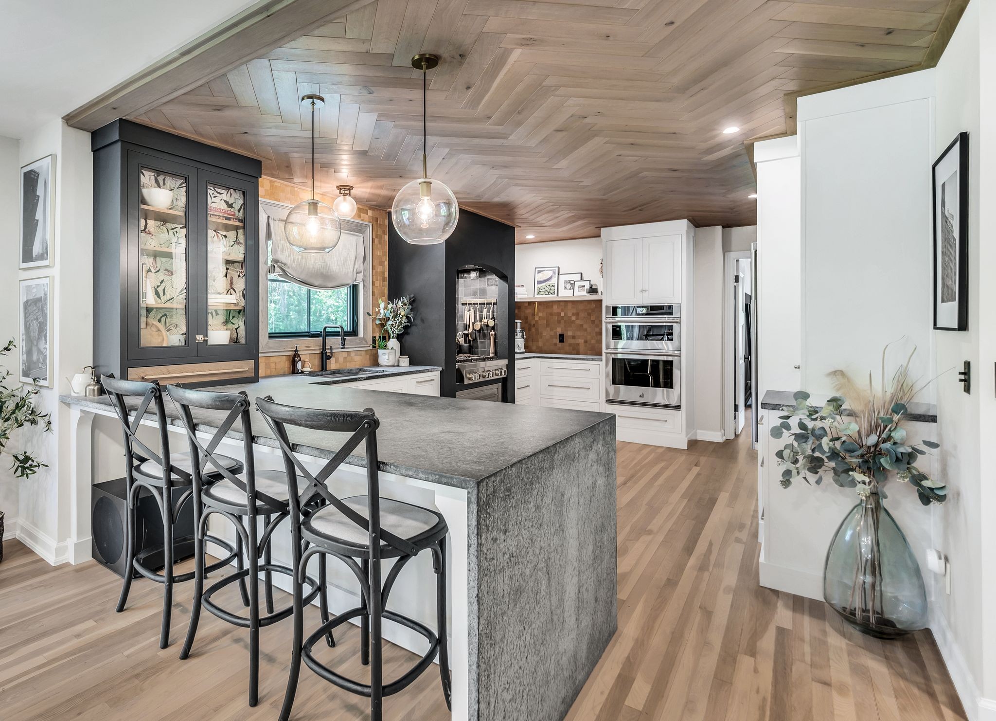 Brentwood, Tennessee 37027, United States, 4 Bedrooms Bedrooms, ,3 BathroomsBathrooms,Residential,Active,136698