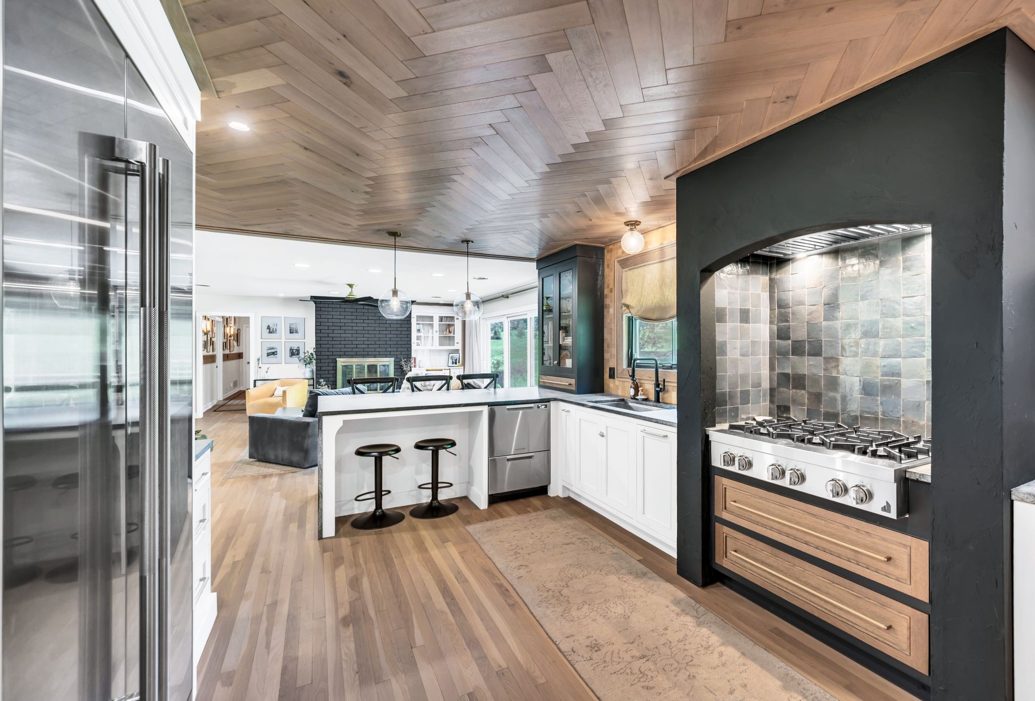 Brentwood, Tennessee 37027, United States, 4 Bedrooms Bedrooms, ,3 BathroomsBathrooms,Residential,Active,136698