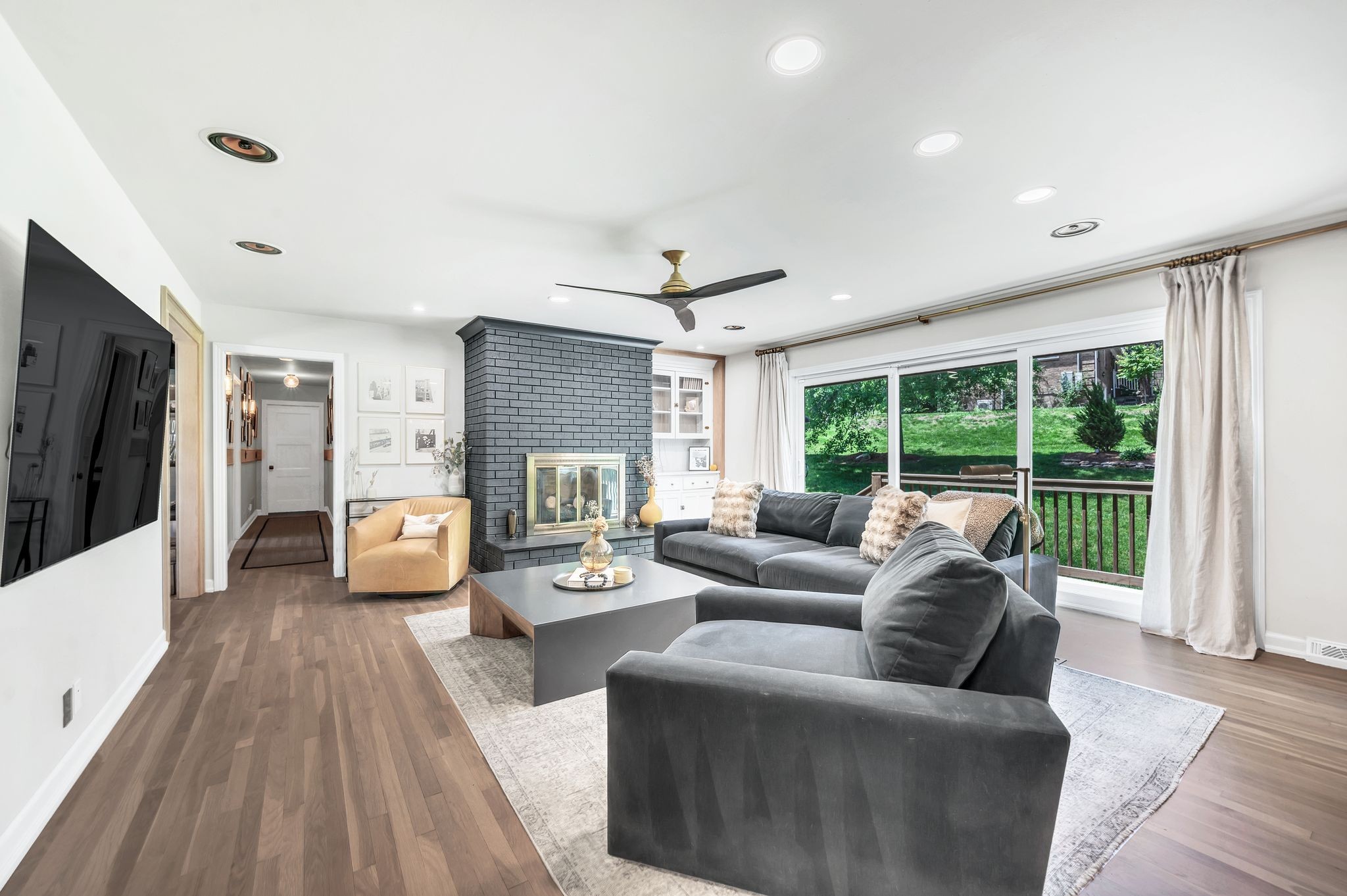 Brentwood, Tennessee 37027, United States, 4 Bedrooms Bedrooms, ,3 BathroomsBathrooms,Residential,Active,136698