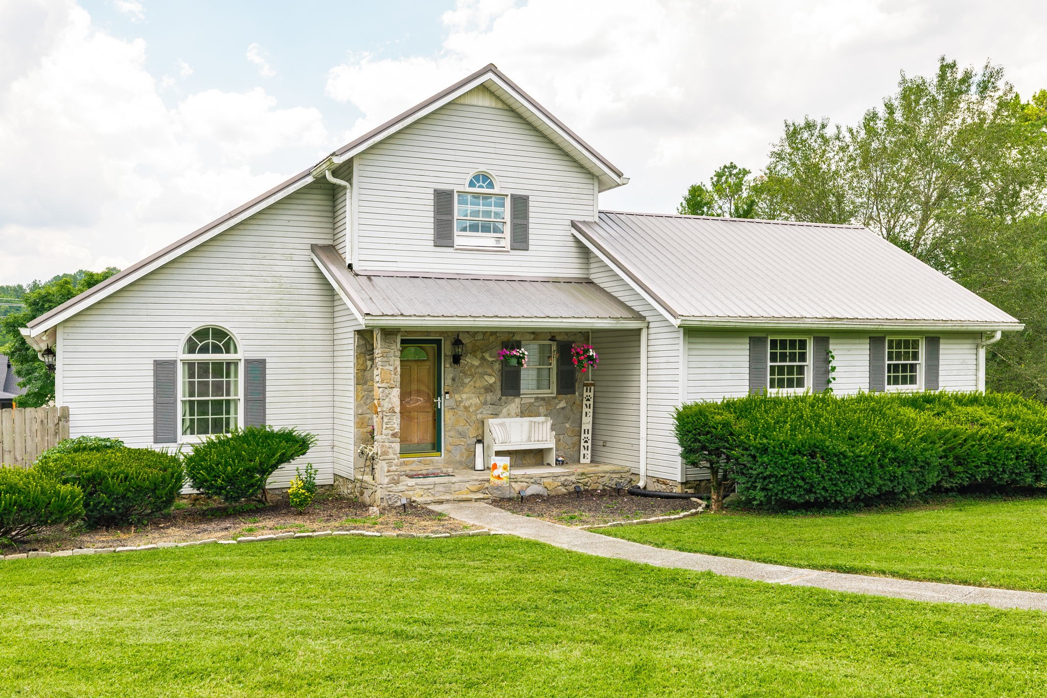 3554 Hwy 31E