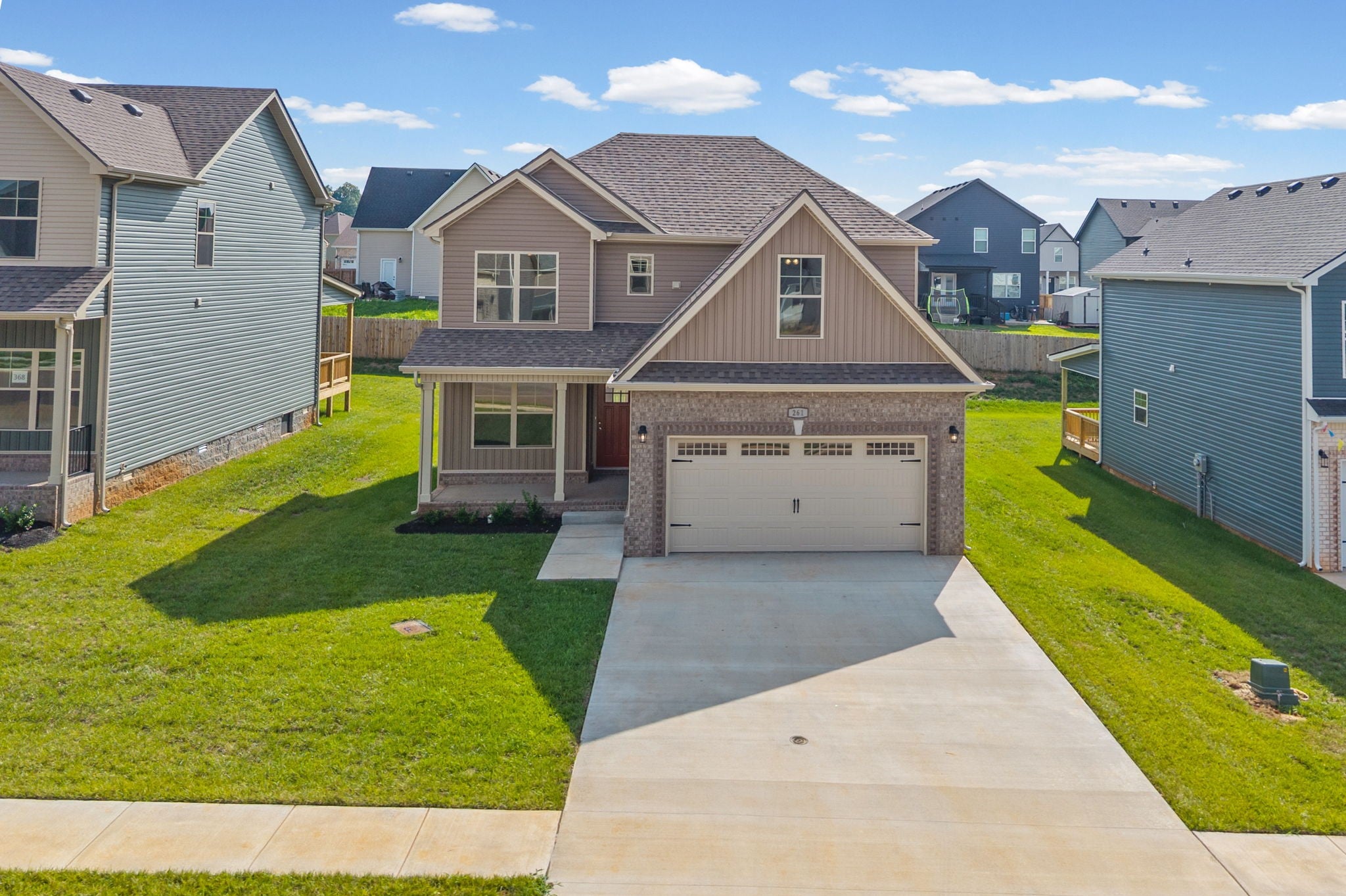 367 Cardinal Creek