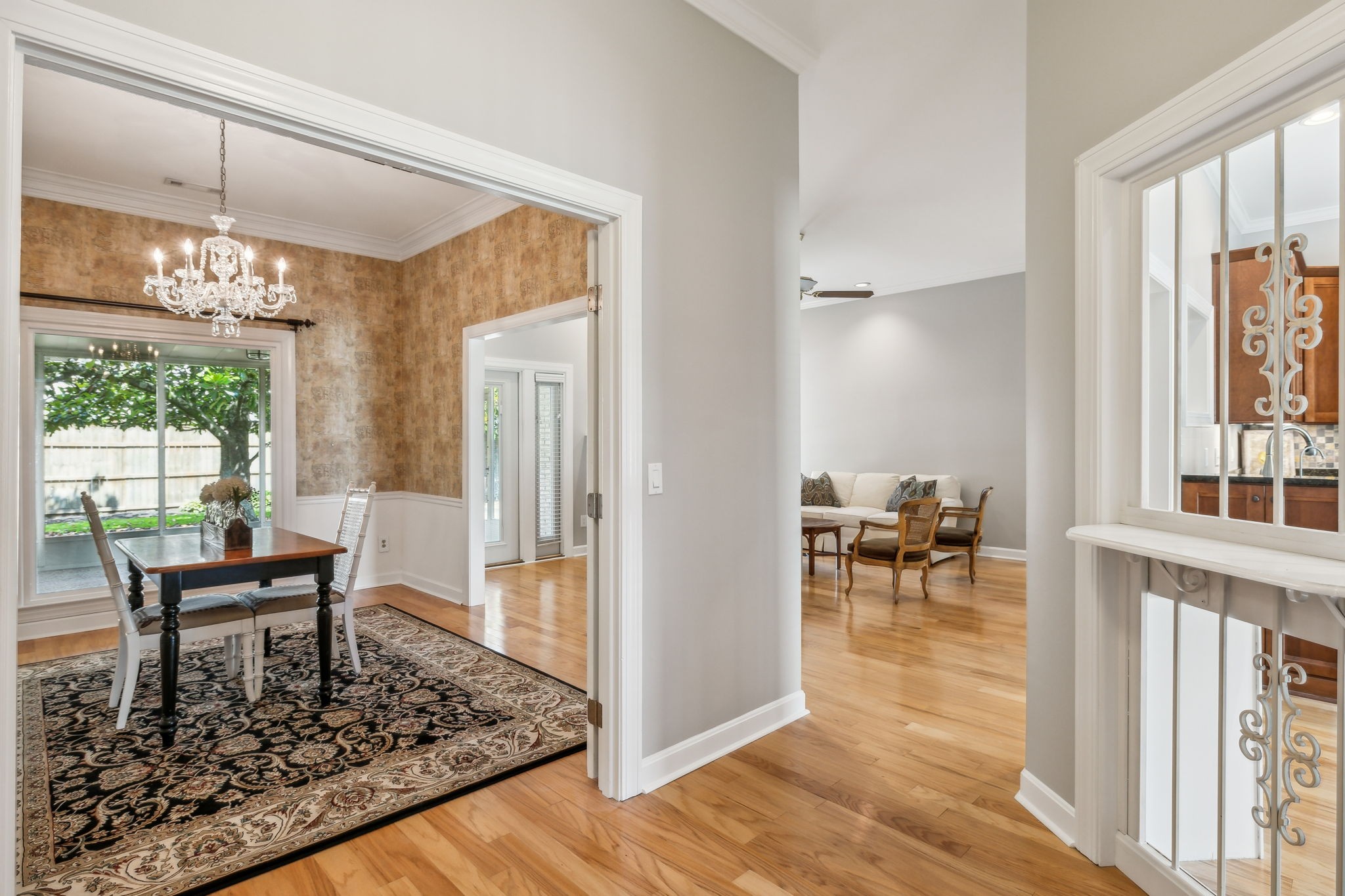 105 Tudor Ct