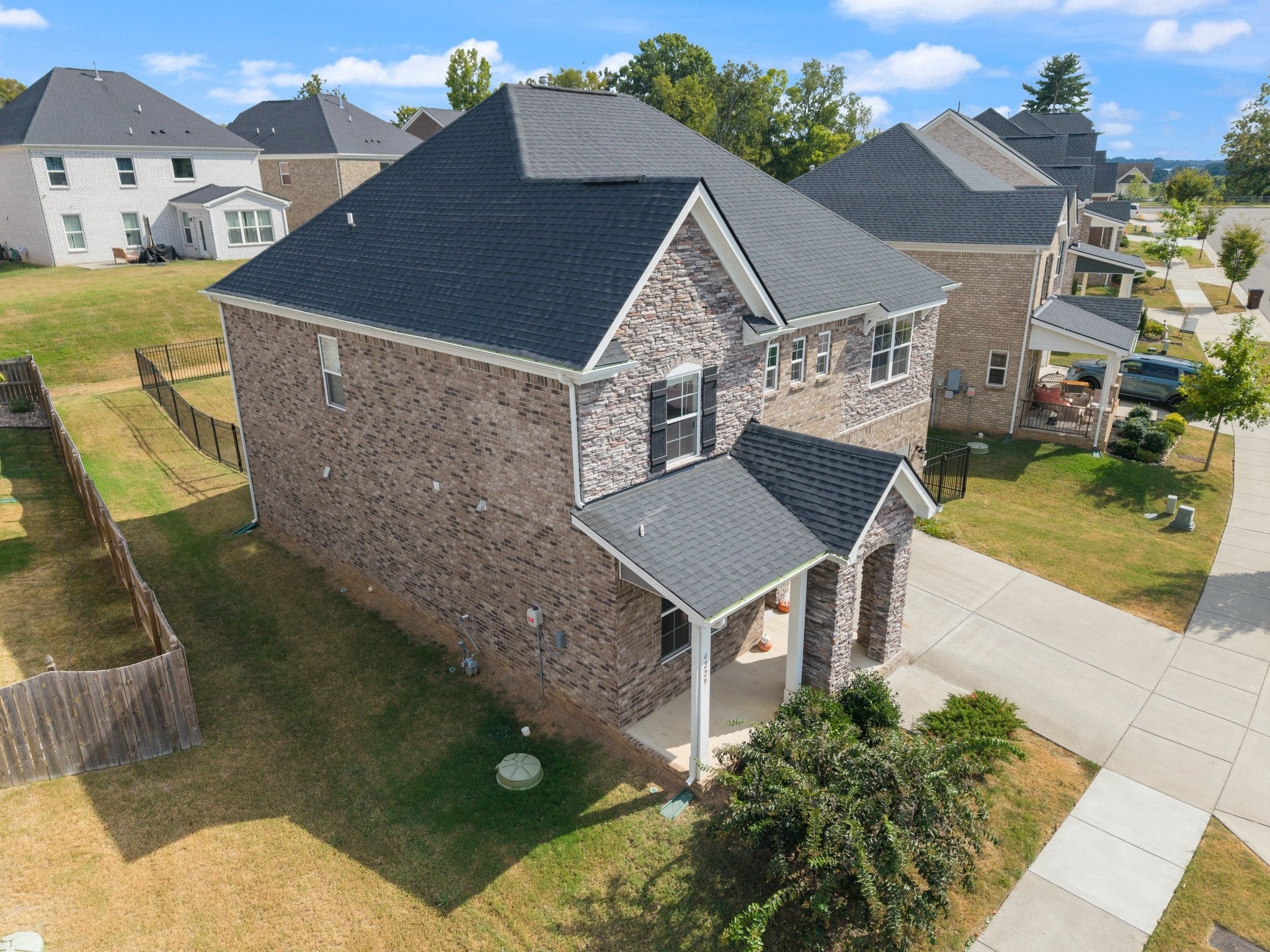 4229 Magnolia Farms Dr
