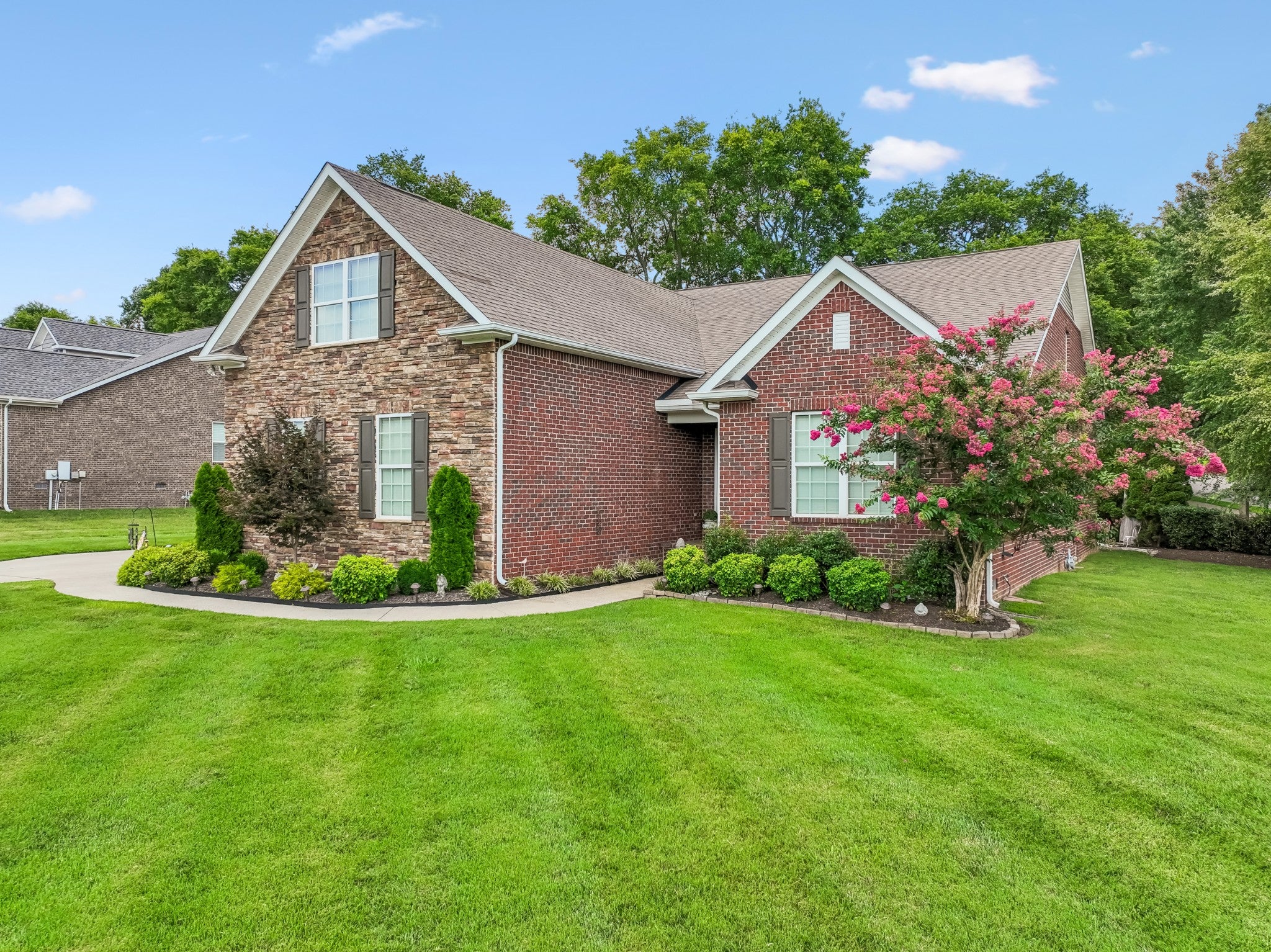 305 Dandelion Dr