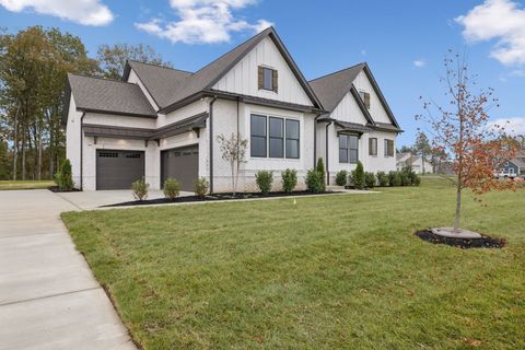 Photo of 6204 Cedar Brooke Lane, Spring Hill, TN 37174 (MLS # 3136646)