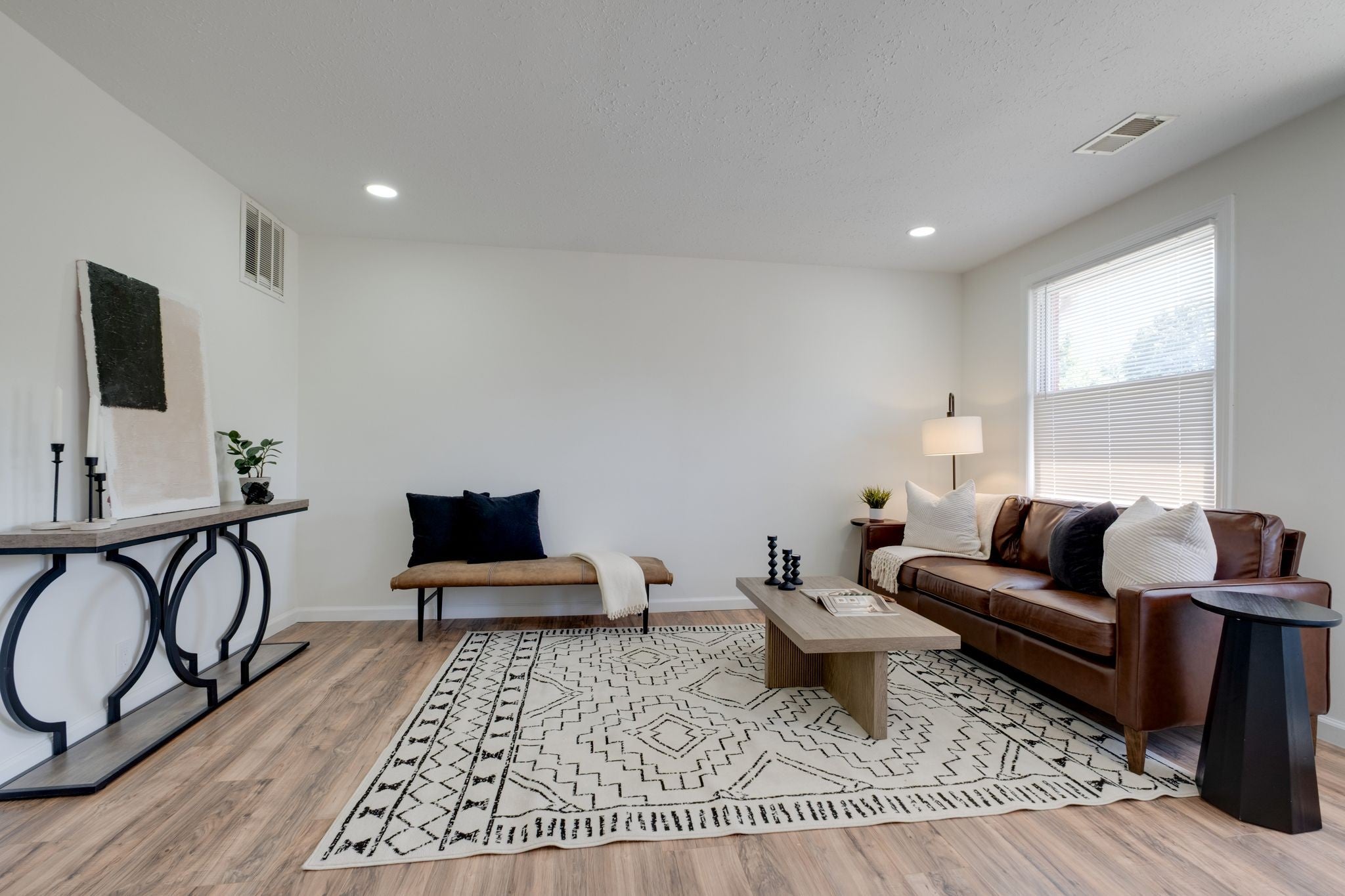 611 Boscobel St Unit B