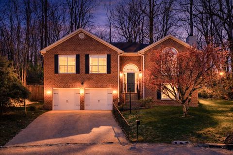 1552 Eller Dr Nashville TN 37221