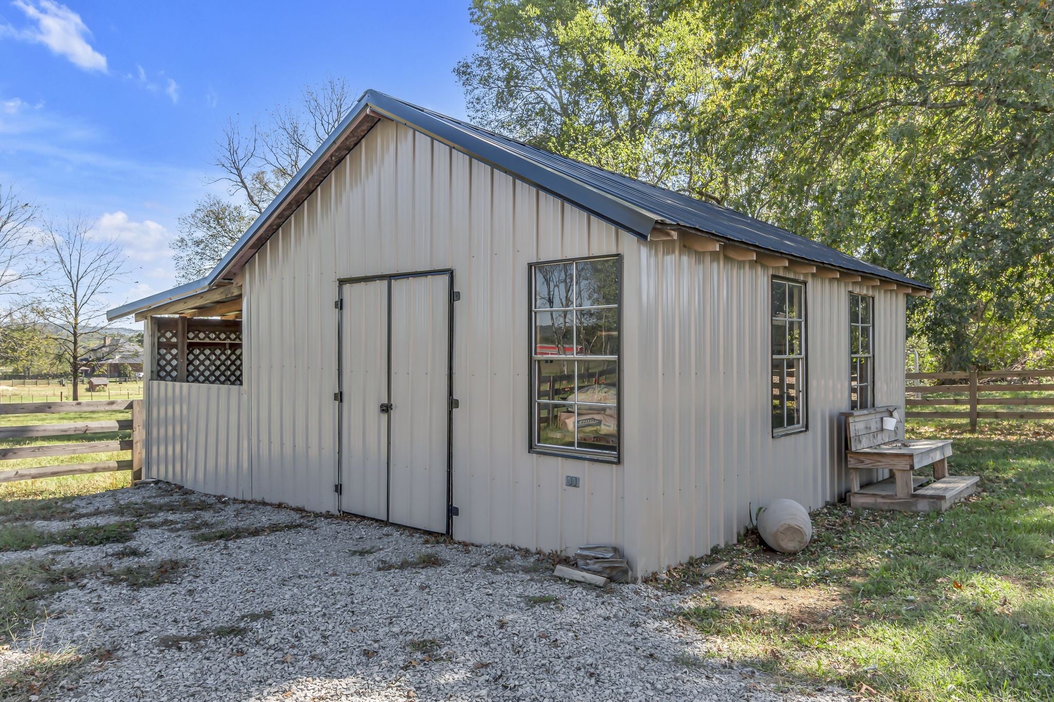 6996 Glenn Rd