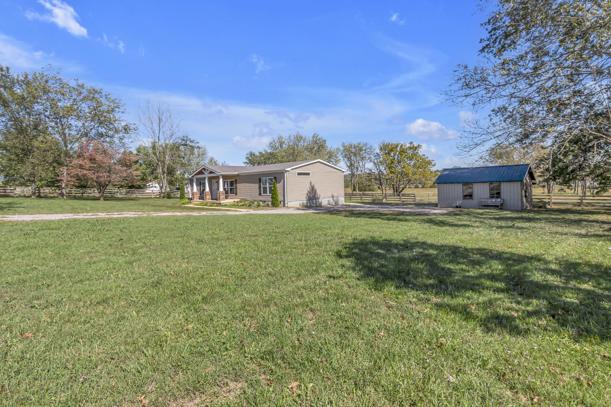 6996 Glenn Rd