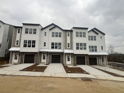 2002 Sonya Terrace Nashville TN 37209