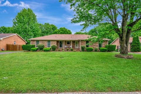 109 Dana Dr Hendersonville TN 37075