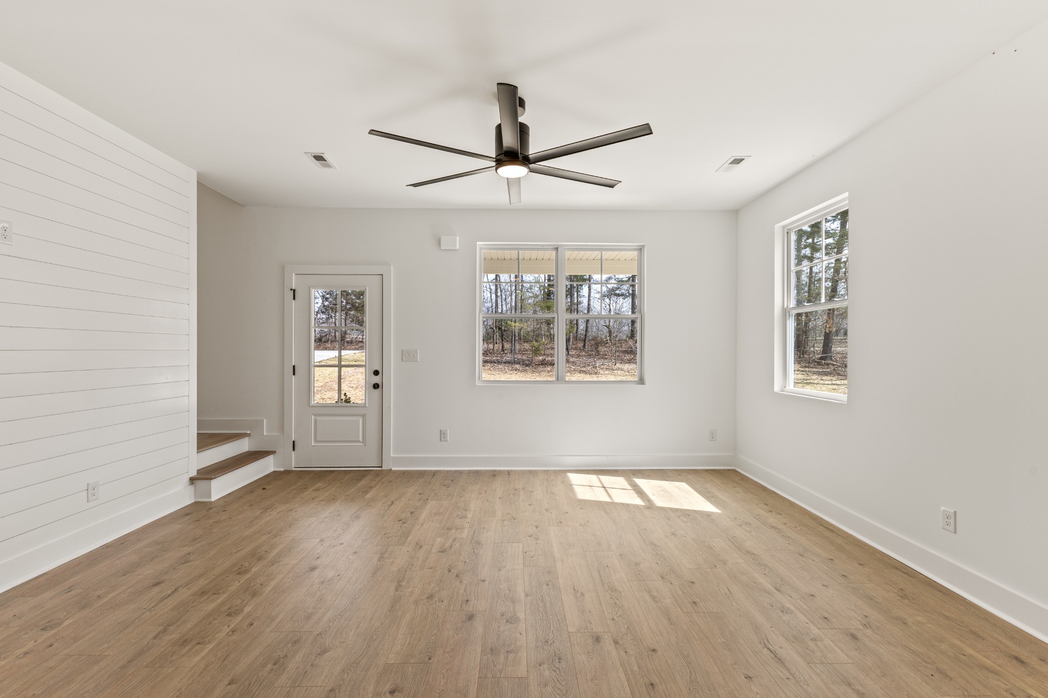 1033 Walnut Grove Road