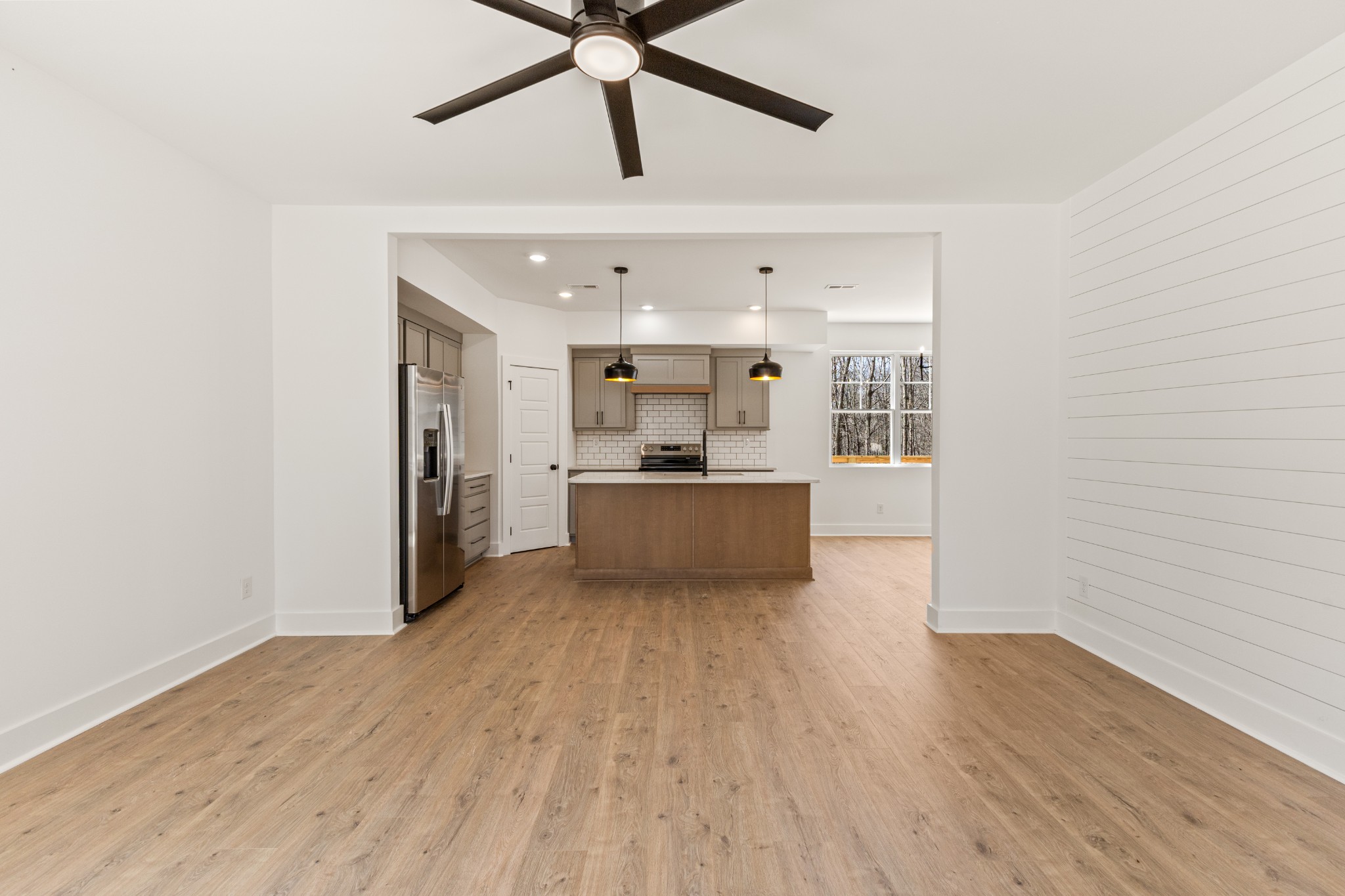1033 Walnut Grove Road