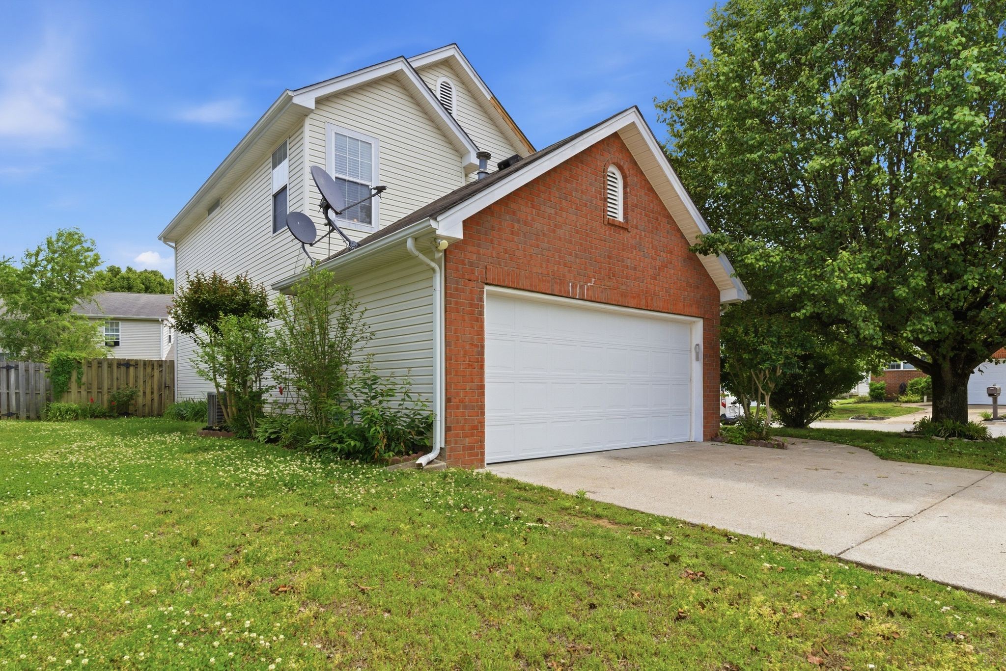 4249 Chesney Glen Dr