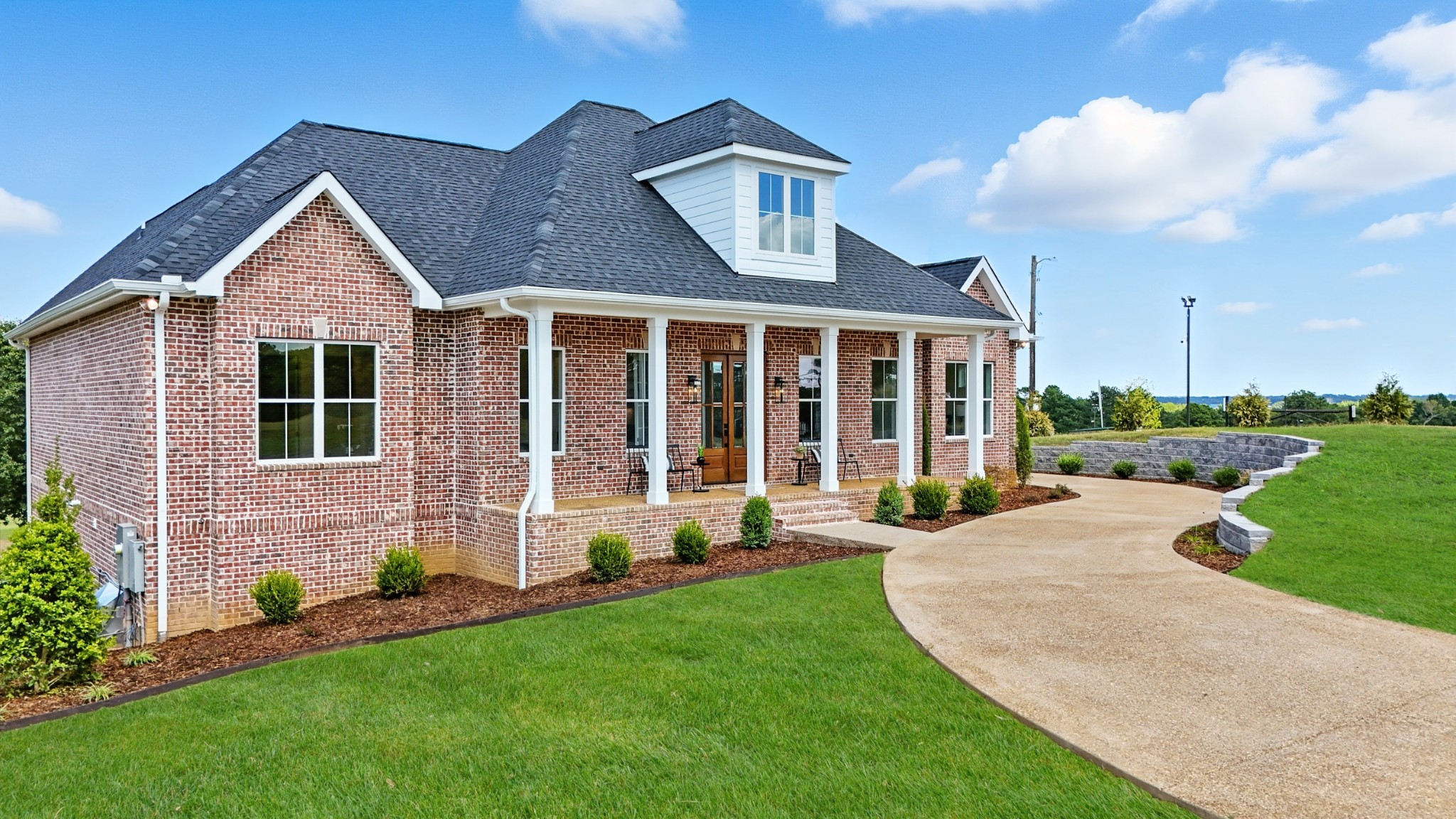 500 Country Club Dr