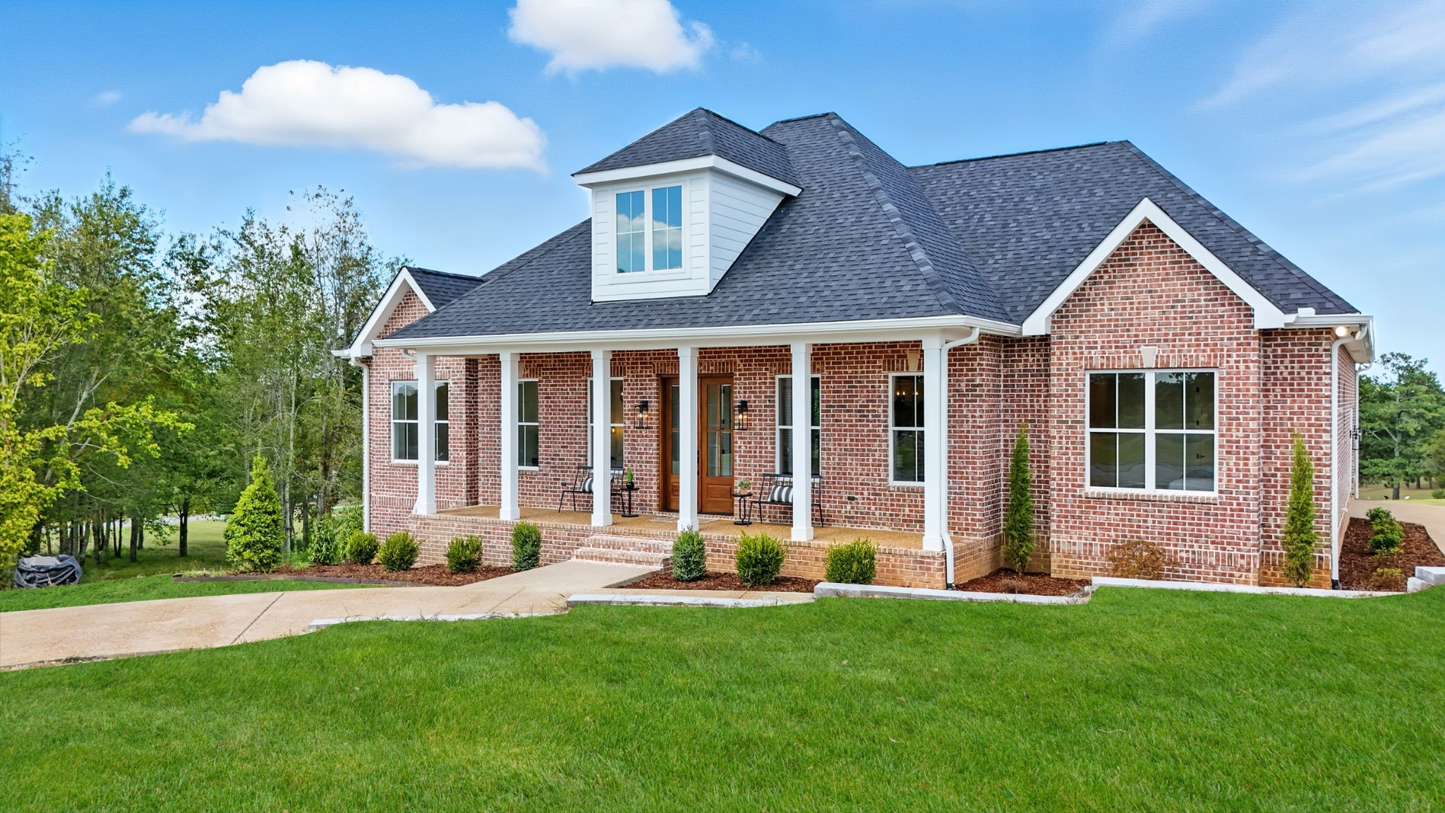 500 Country Club Dr
