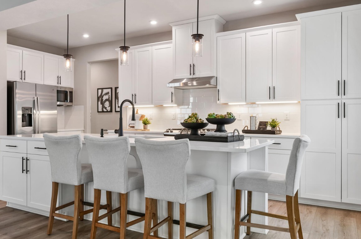 2718 Farm Field Lane