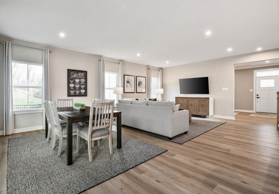 2718 Farm Field Lane