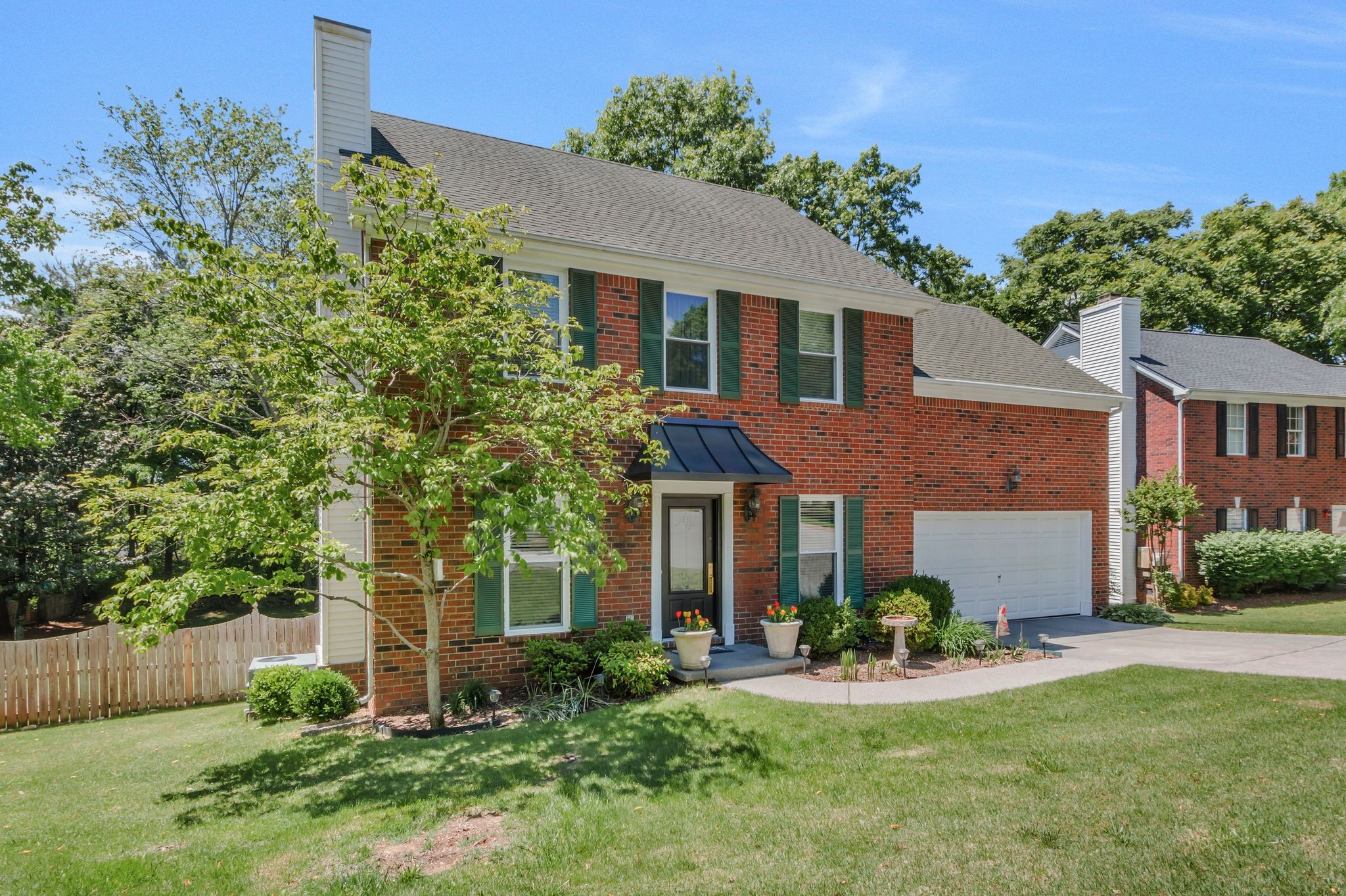 705 W Statue Ct