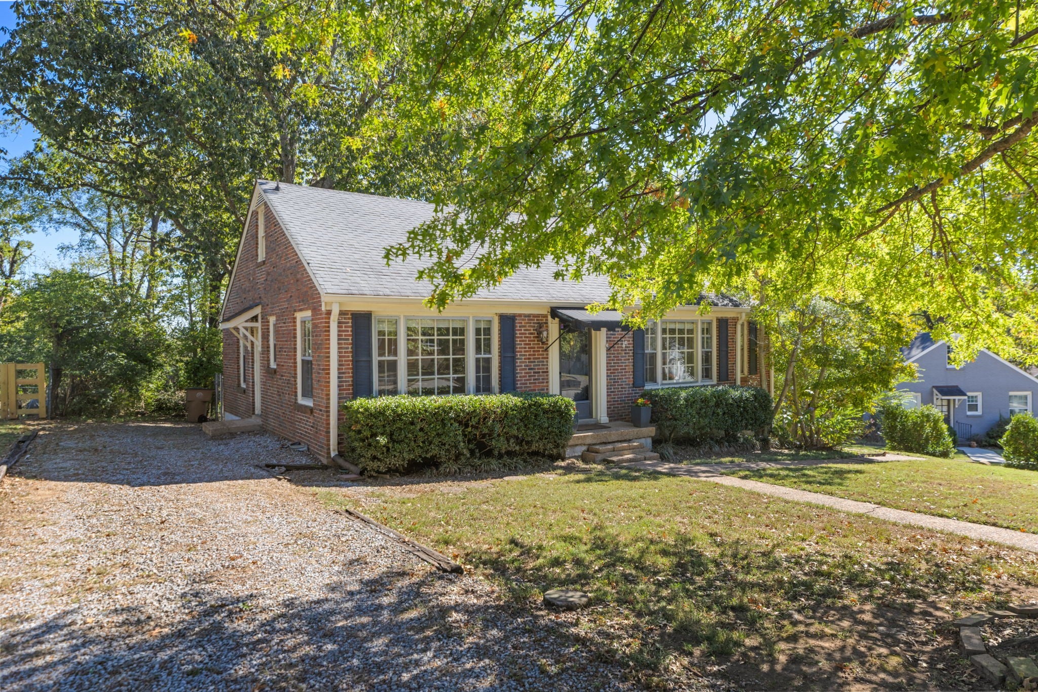 5655 Kendall Dr