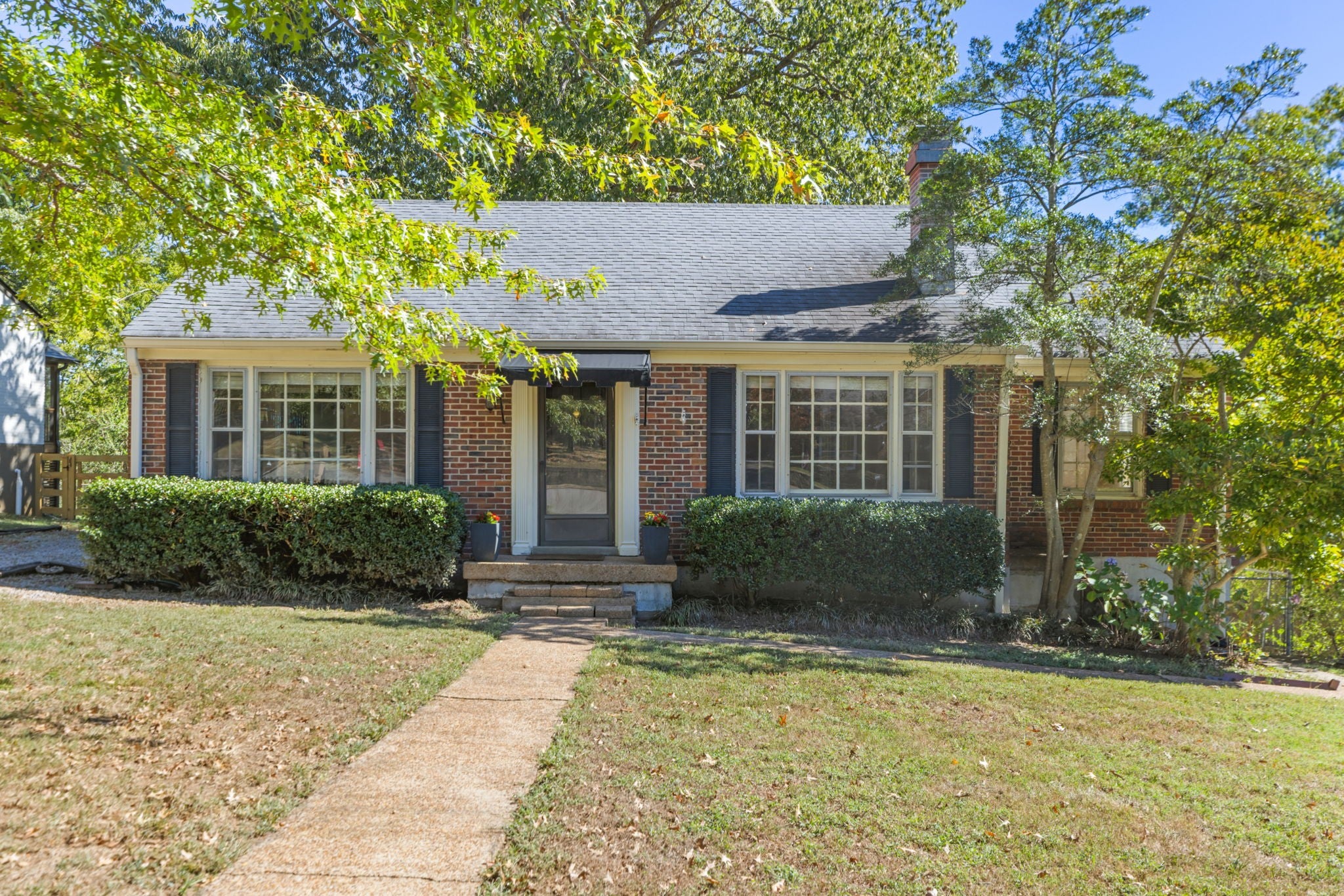 5655 Kendall Dr