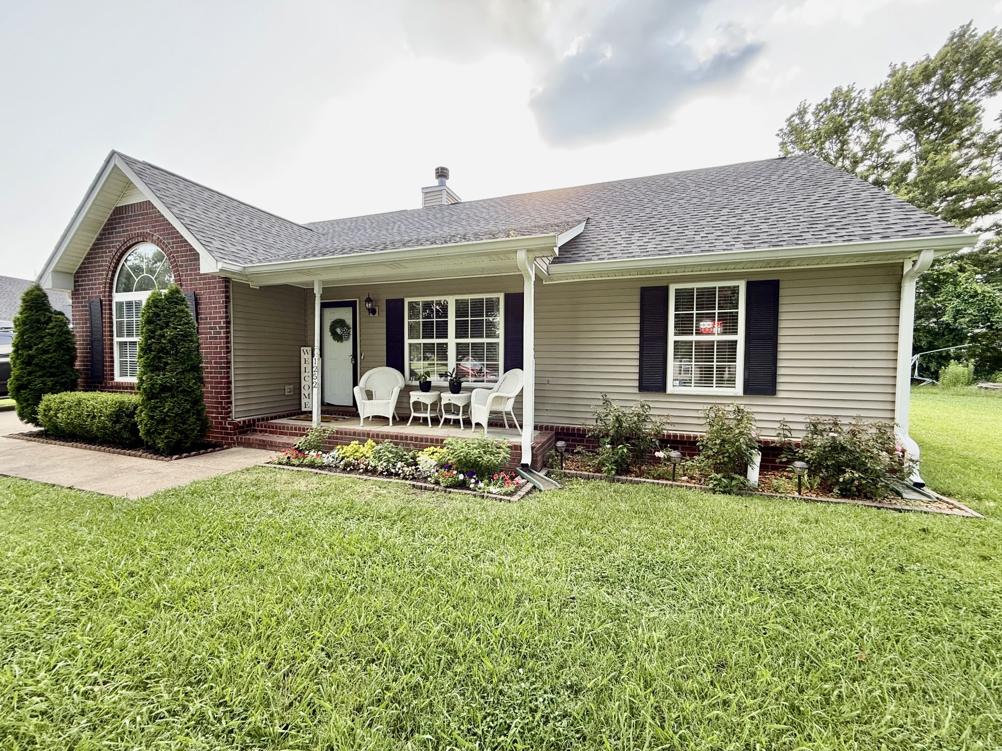 1252 Azure Way