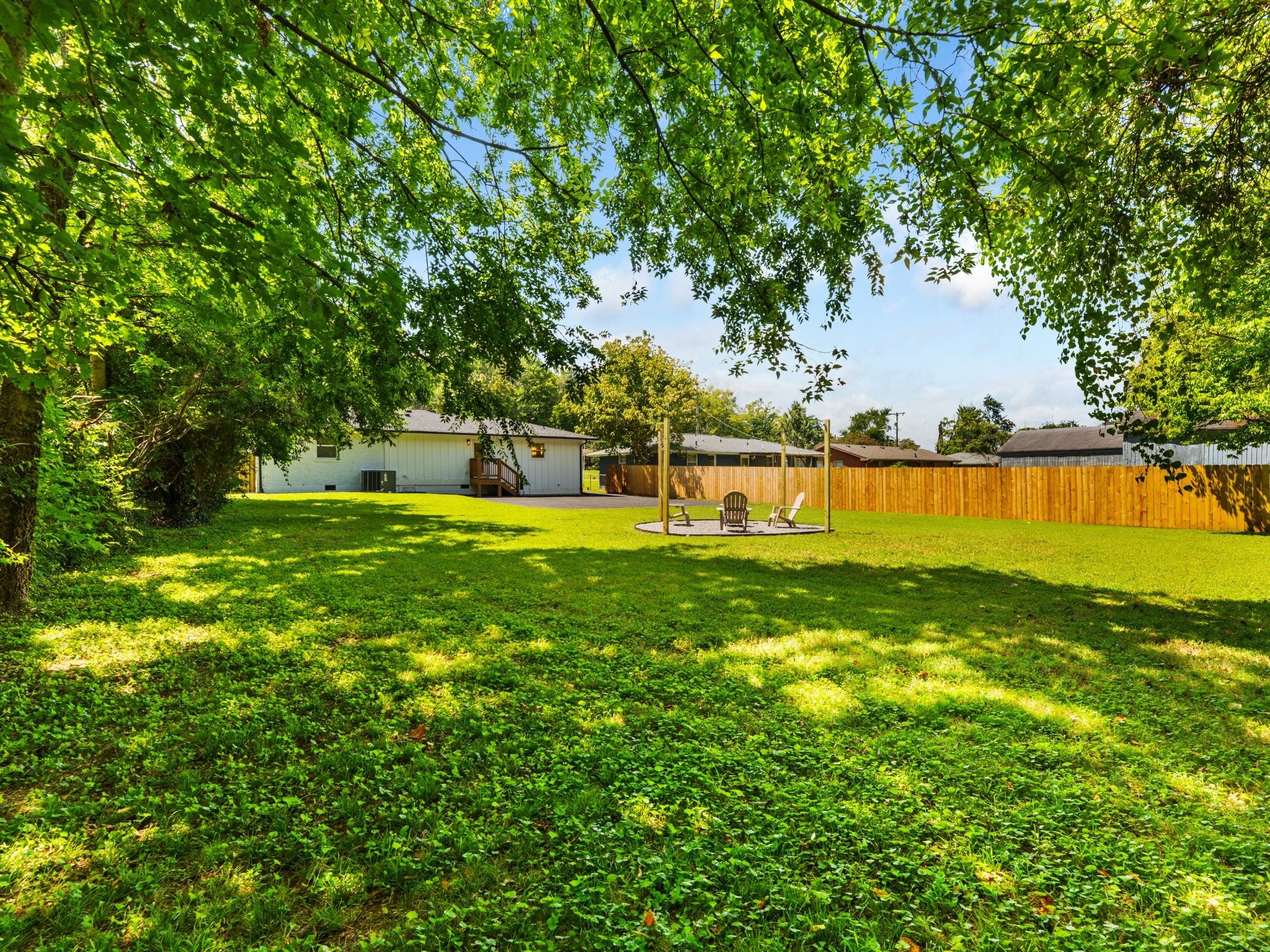812 Tuckahoe Dr