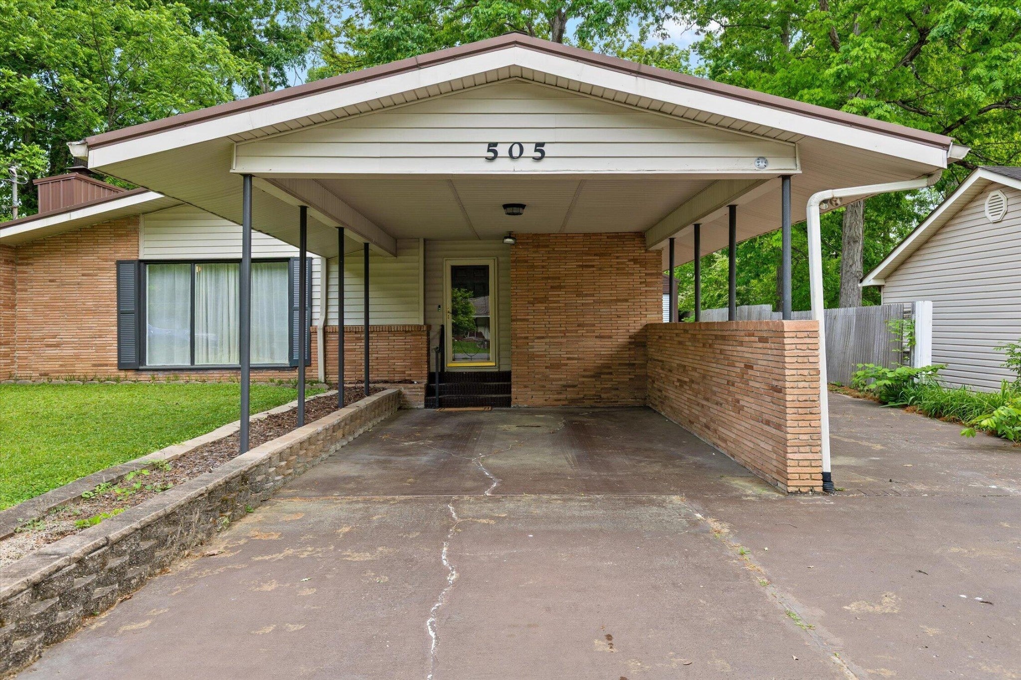 505 Thomas Drive