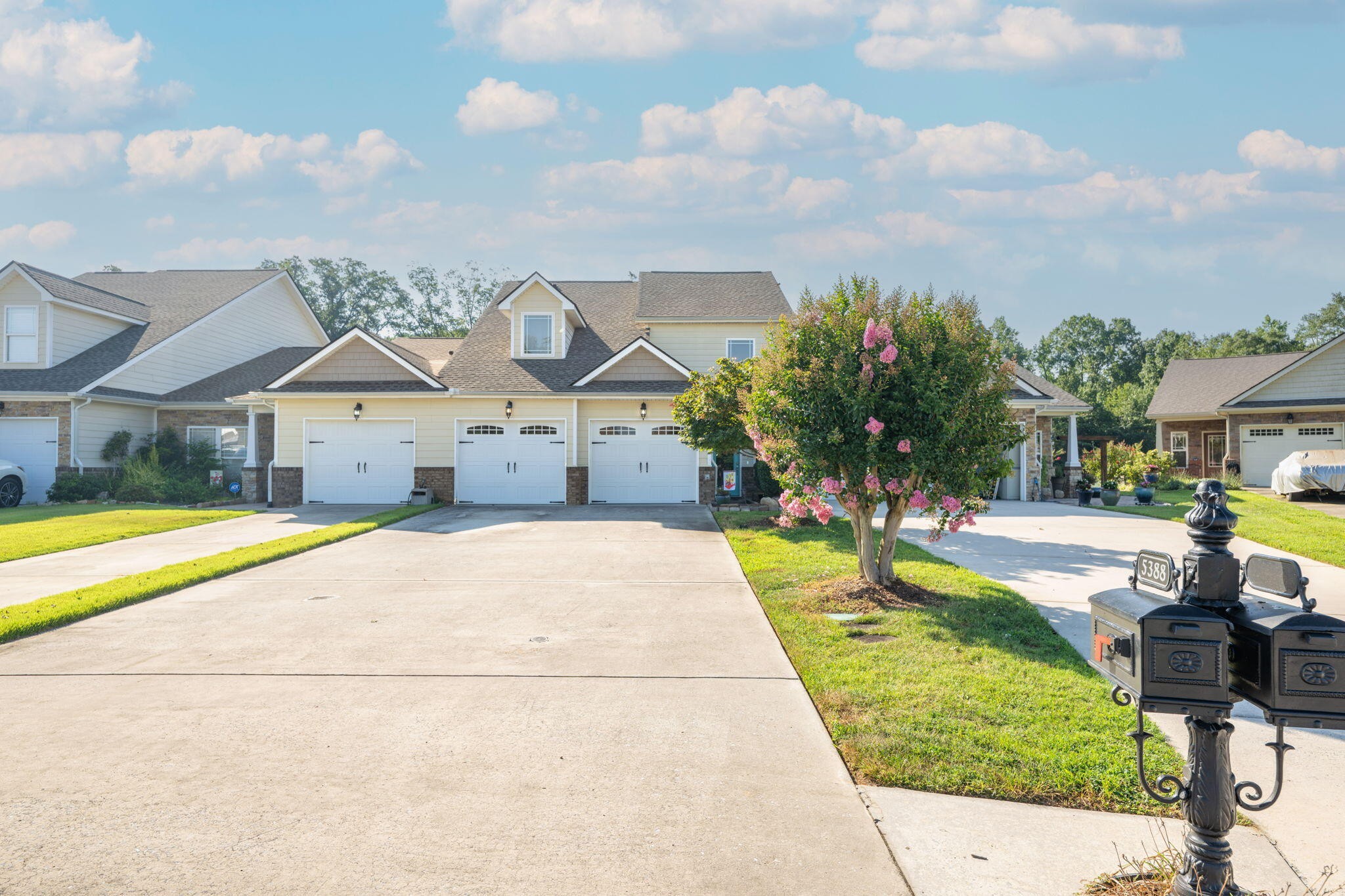 5388 Mandarin Circle