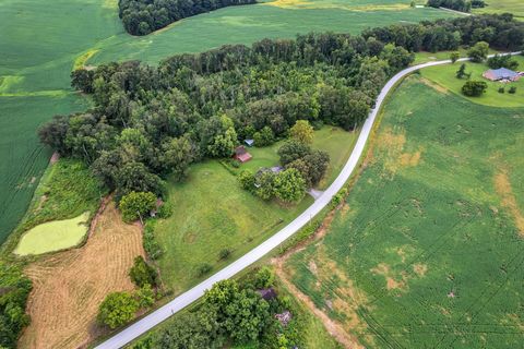 1459 Pete Sain Rd Manchester TN 37355