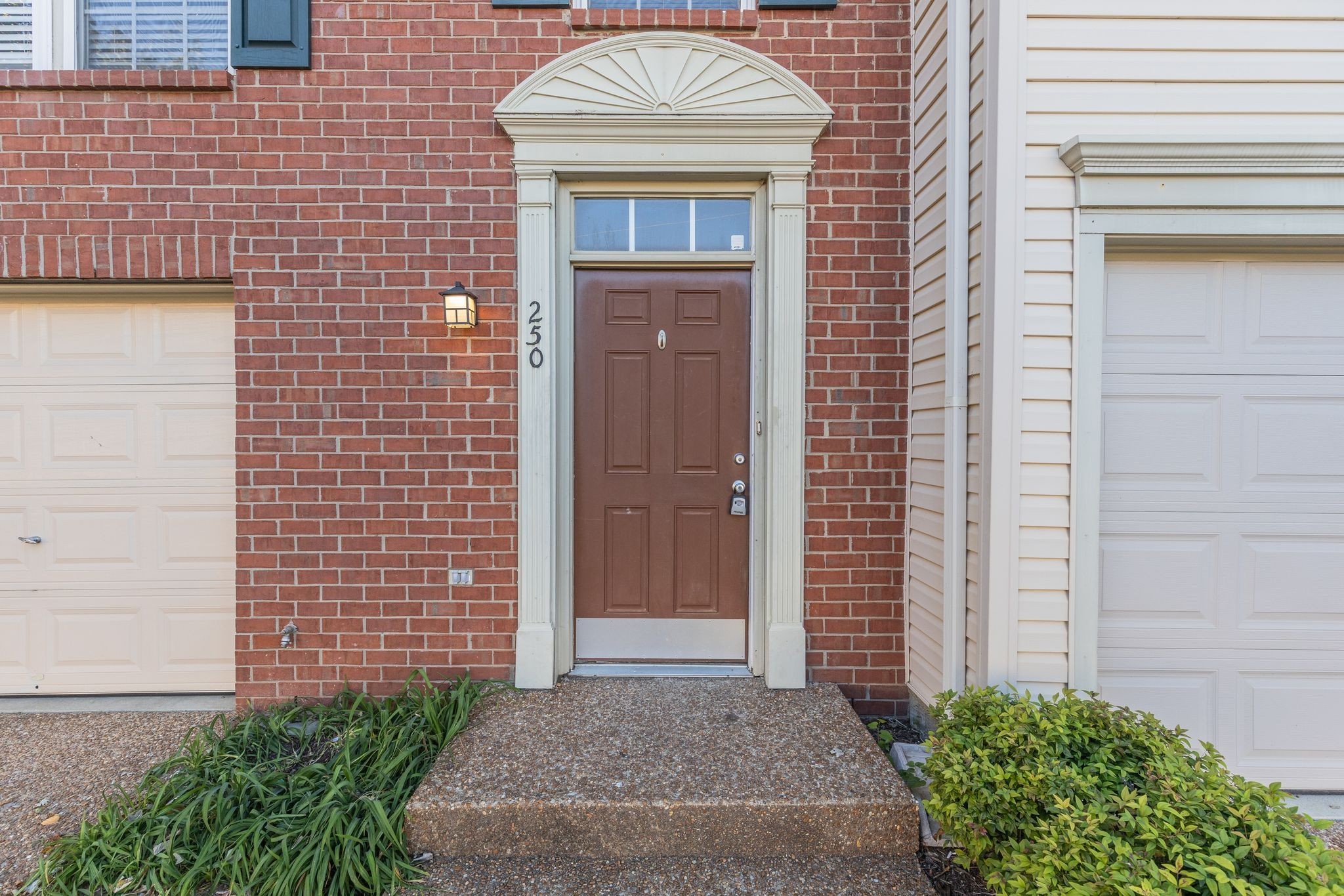 5170 Hickory Hollow Pkwy 250