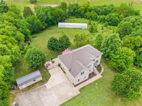148 Phosphate Ln Gallatin TN 37066
