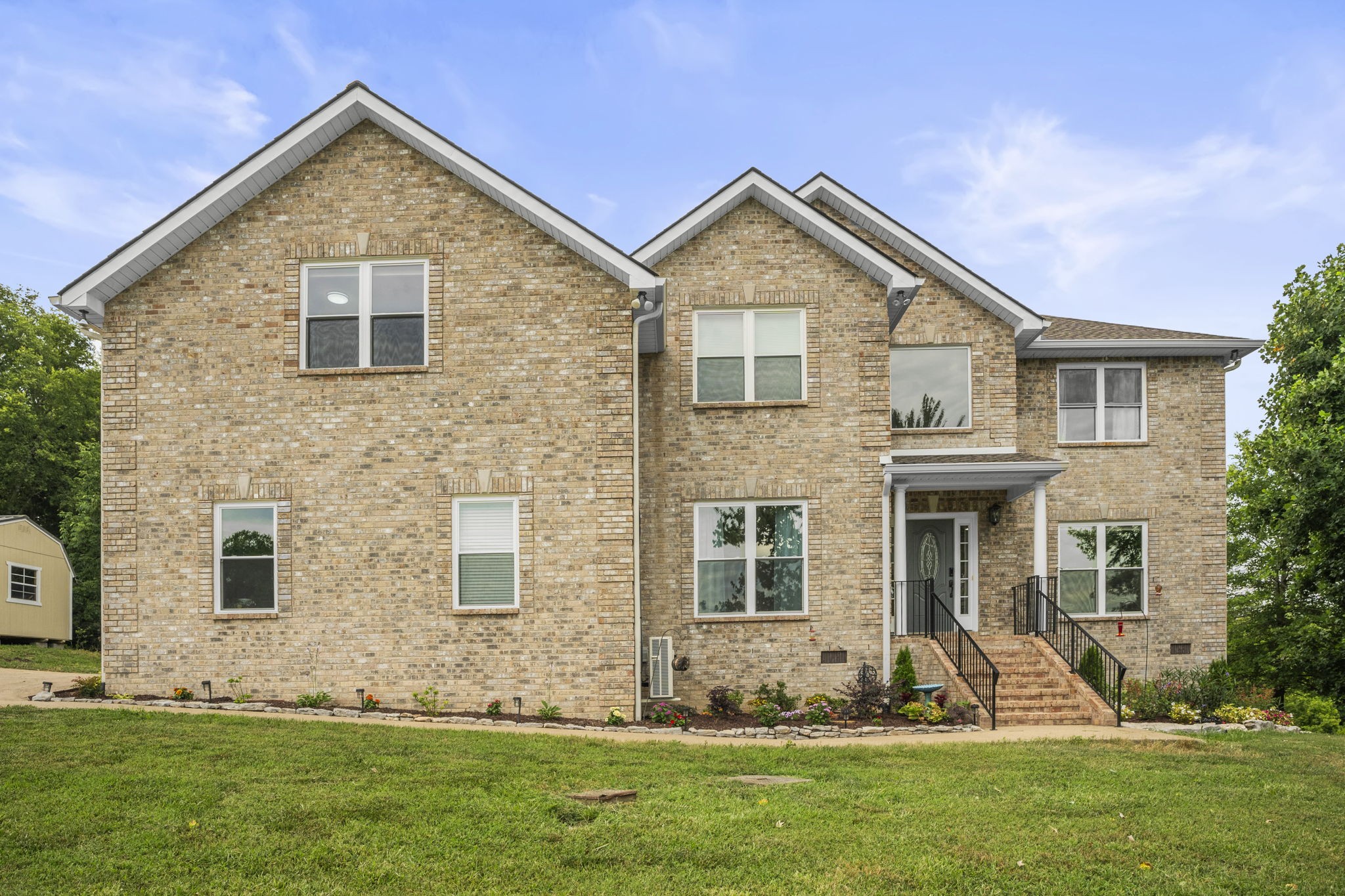 148 Phosphate Ln