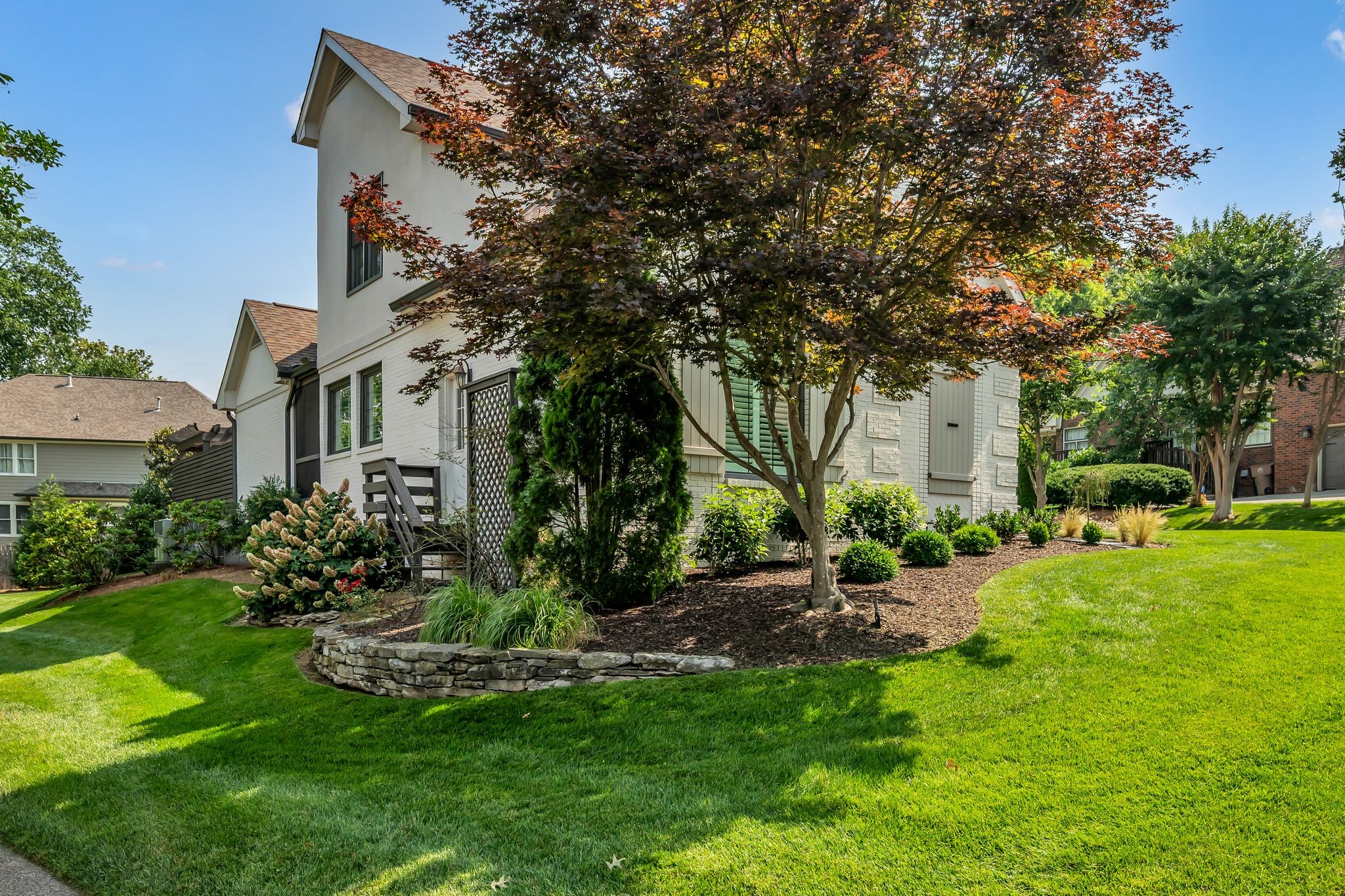 5564 Hearthstone Ln