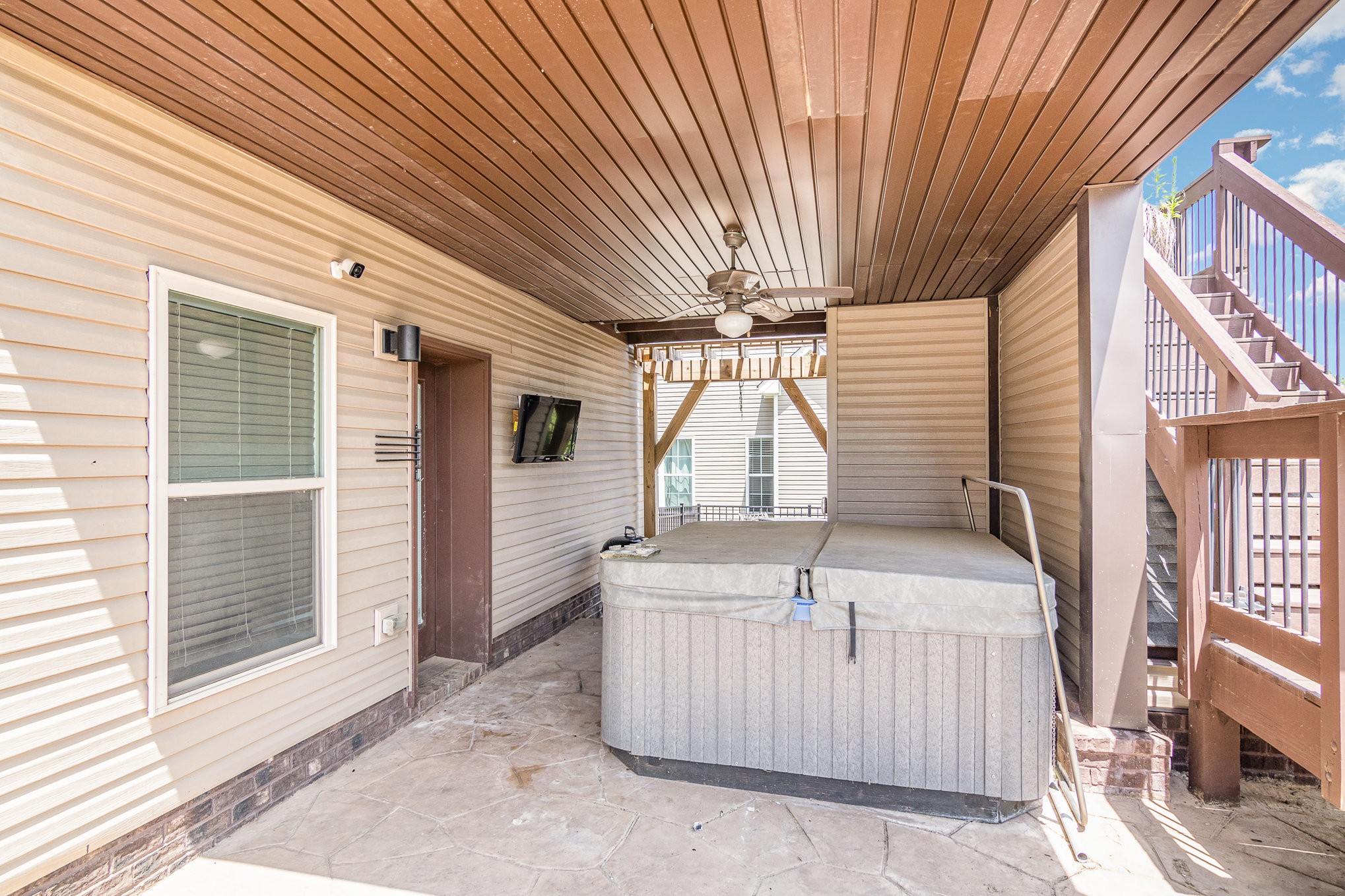 1038 Black Gum Ln