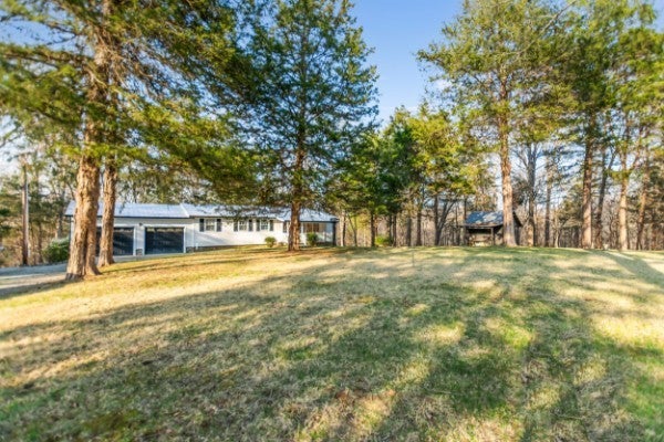 3435 Smith Pl