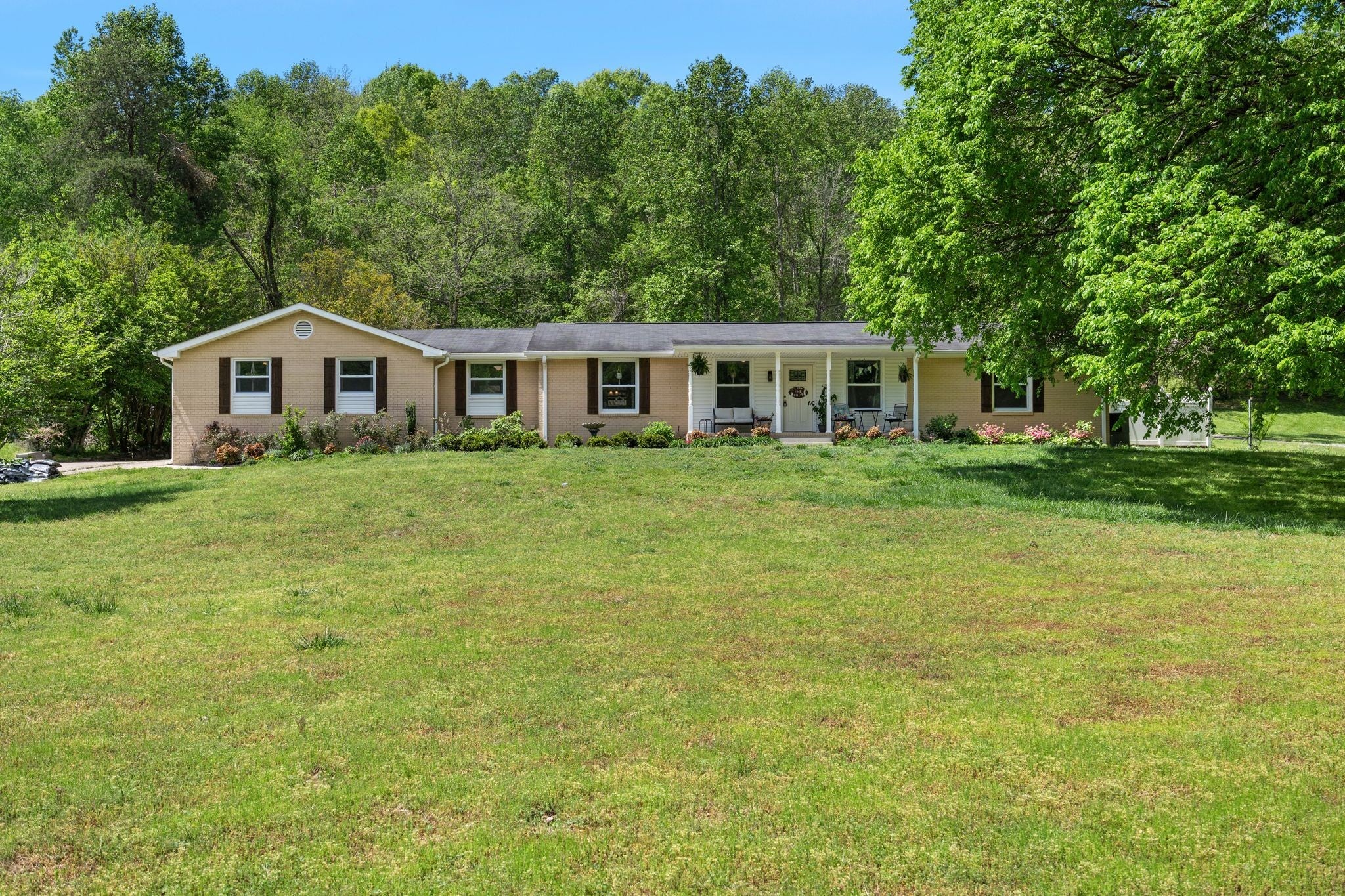 1142 Indian Springs Rd