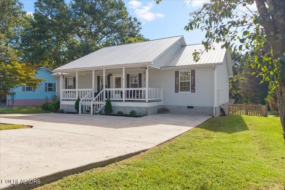 316 Circle R Drive