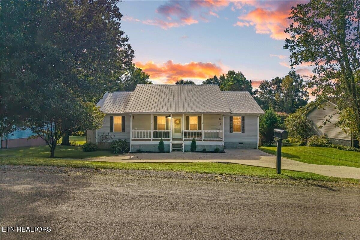 316 Circle R Drive
