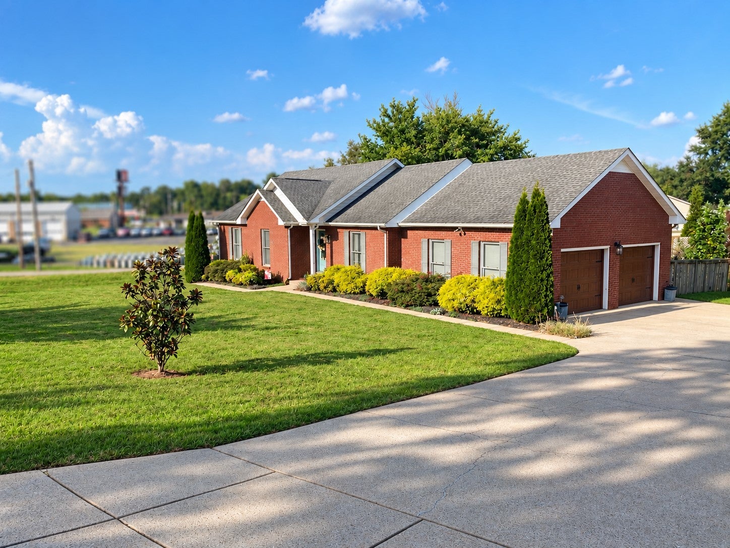301 Locust Rd
