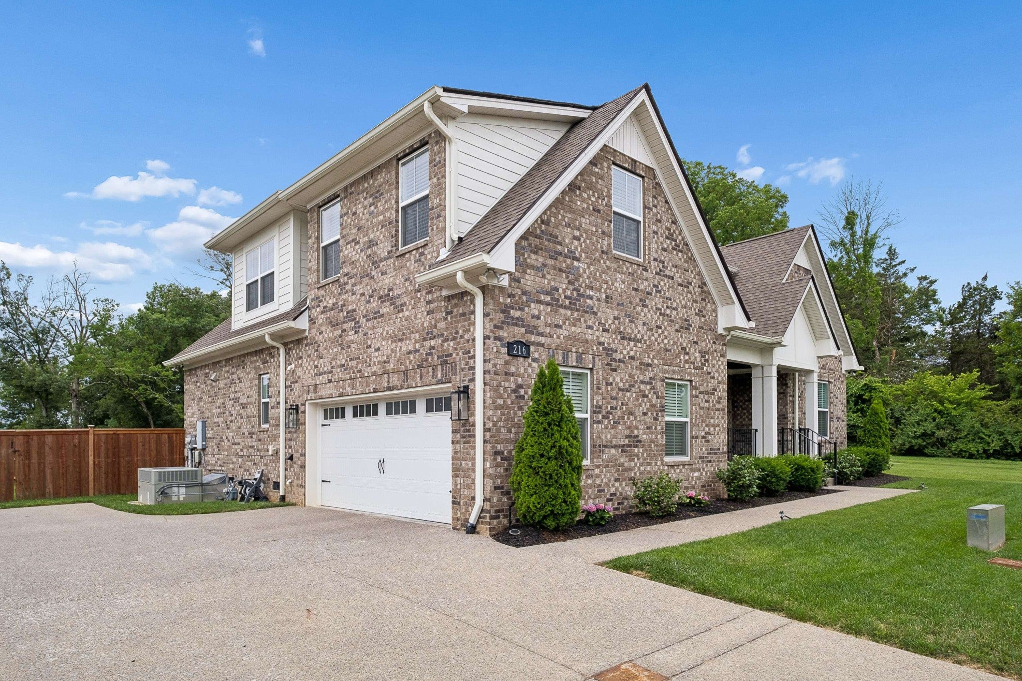 216 Kelbrook Dr