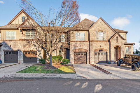 Photo of 121 Ambassador Pvt Cir, Hendersonville, TN 37075 (MLS # 3130793)