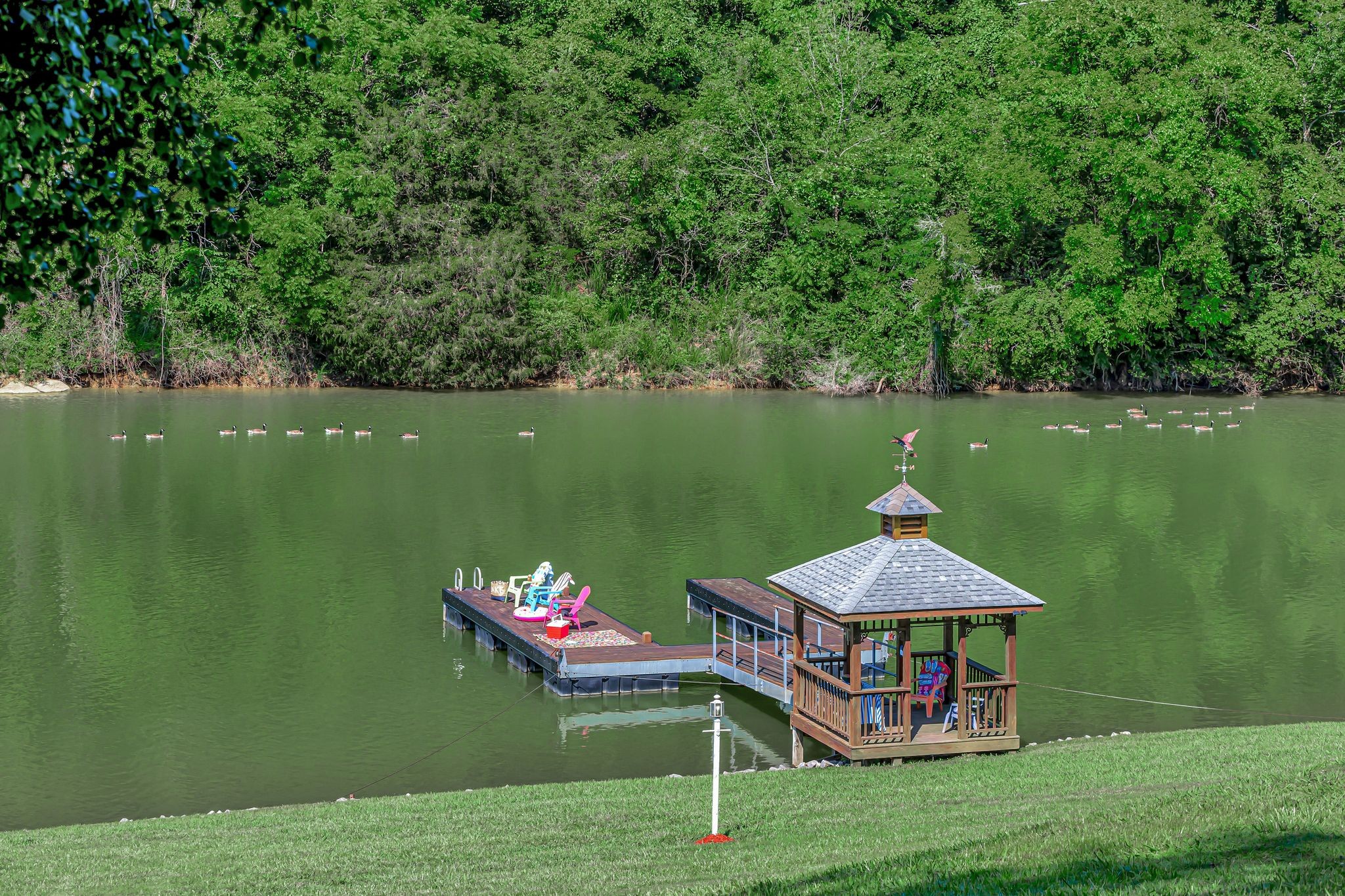 834 Lake Haven Dr