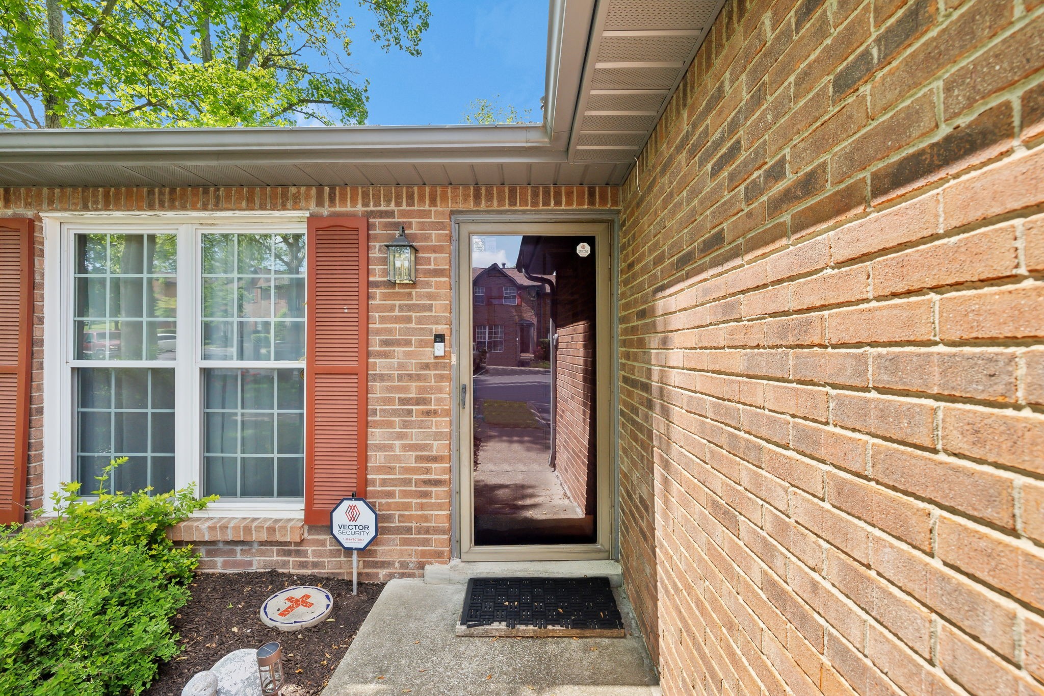 429 Hickory Glade Dr