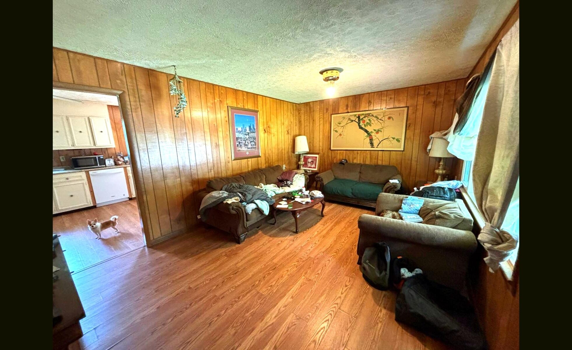 108 Larissa ST
