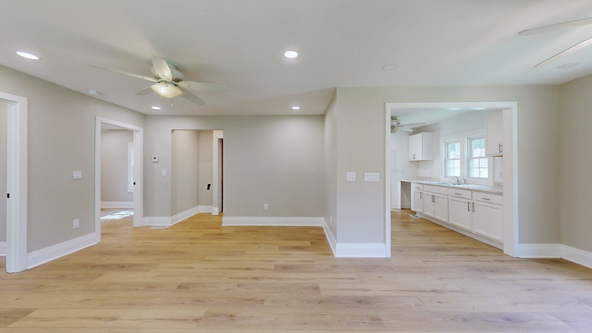 424 Laura Ave