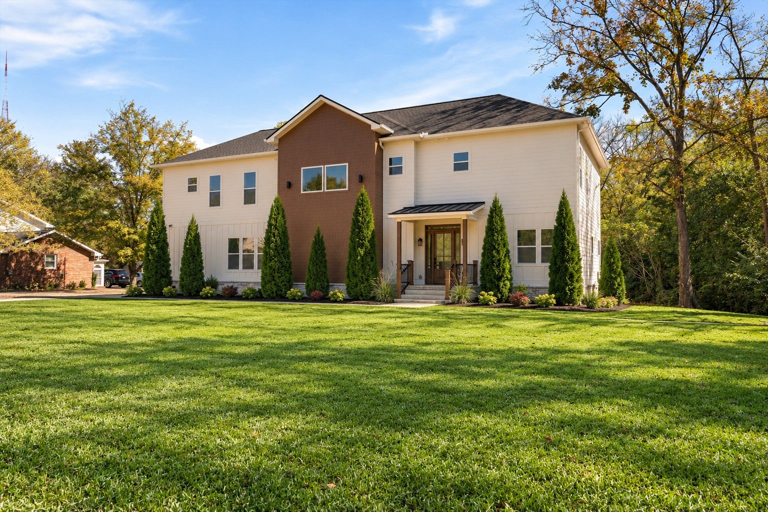 1118 Lipscomb Dr