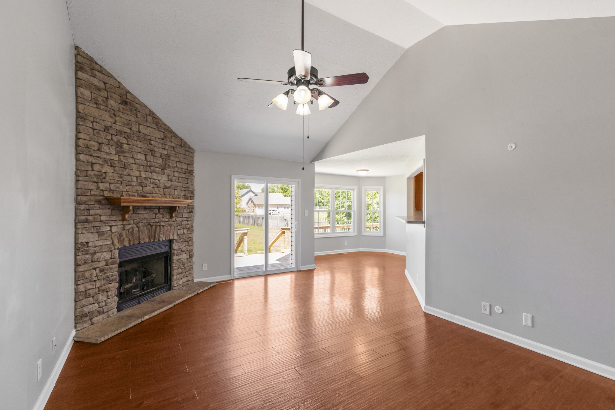 3740 Wheatfield Ln