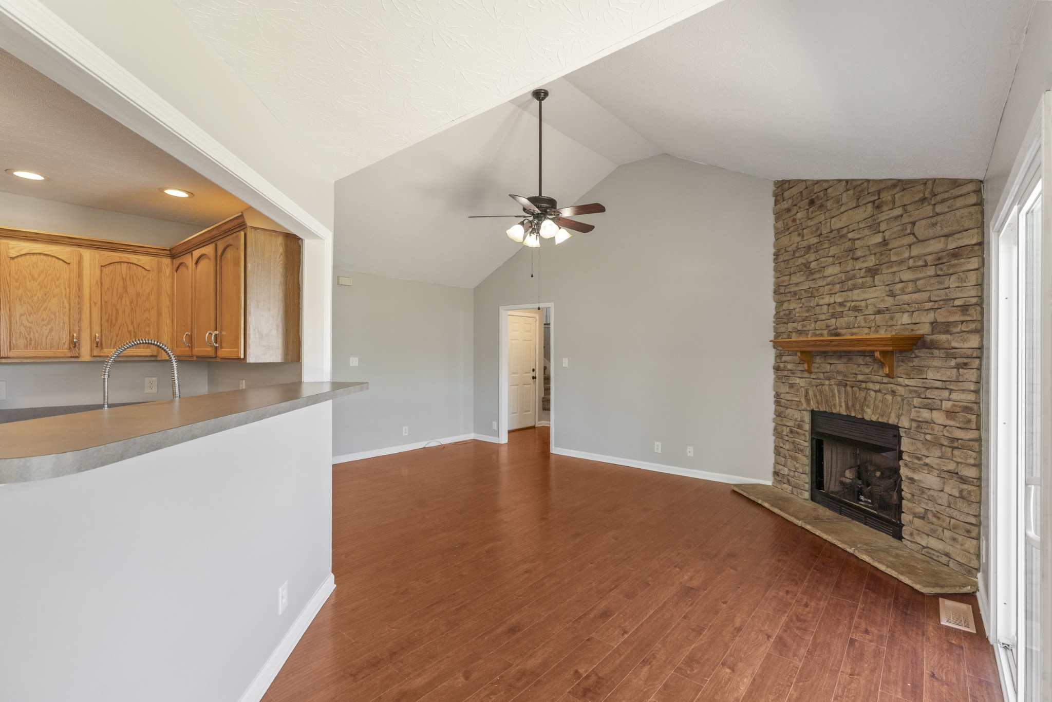 3740 Wheatfield Ln